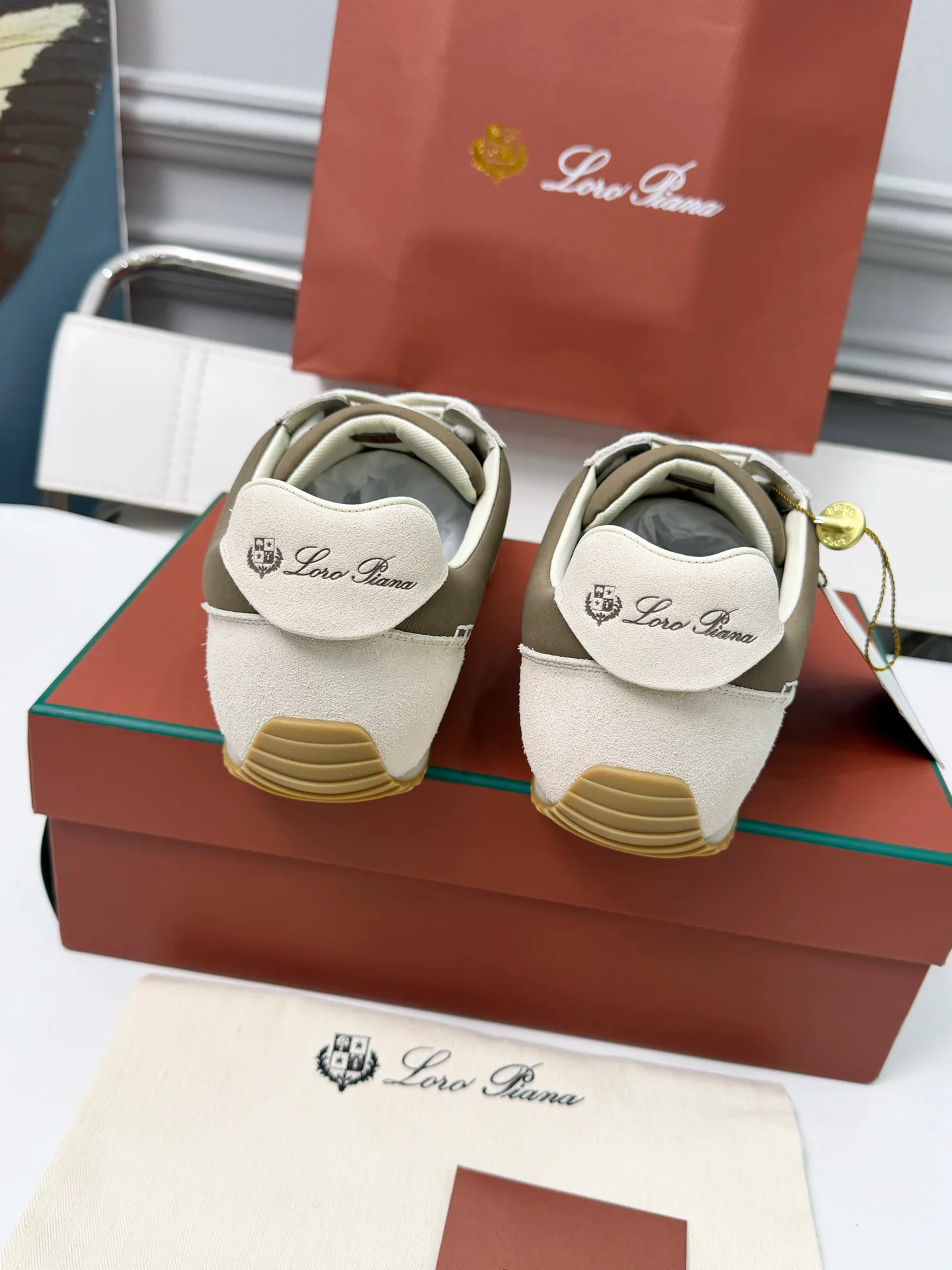 Women's Sneakers LORO PIANA 17467095
