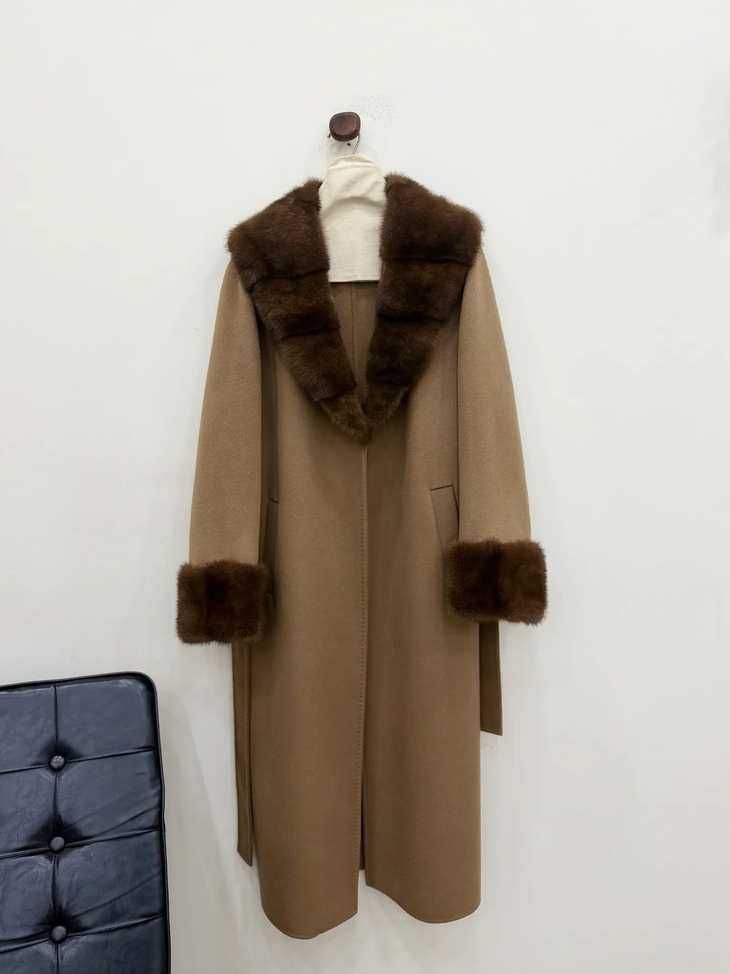 Women's Coats LORO PIANA 18326258