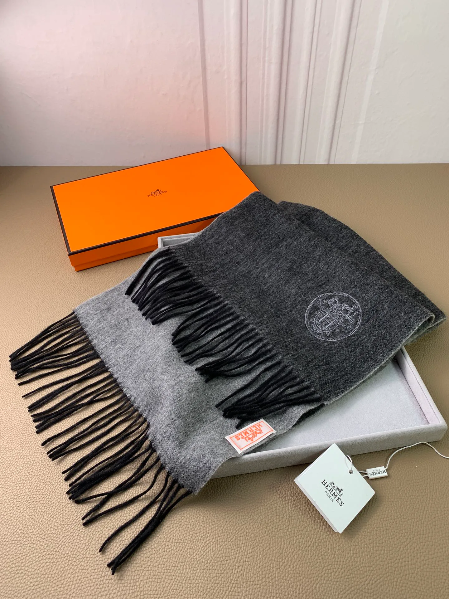 Scarves HERMES 18105094