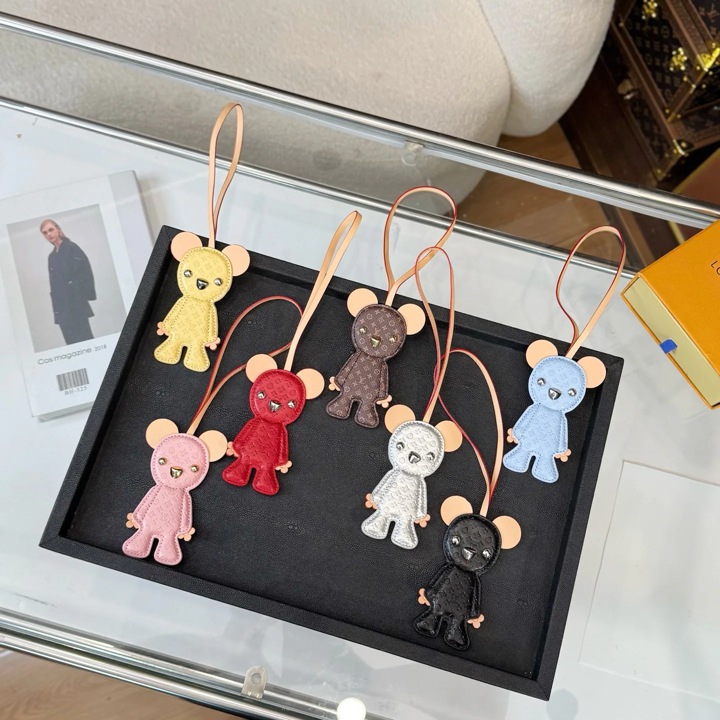 Key Cases LOUIS VUITTON 18251522