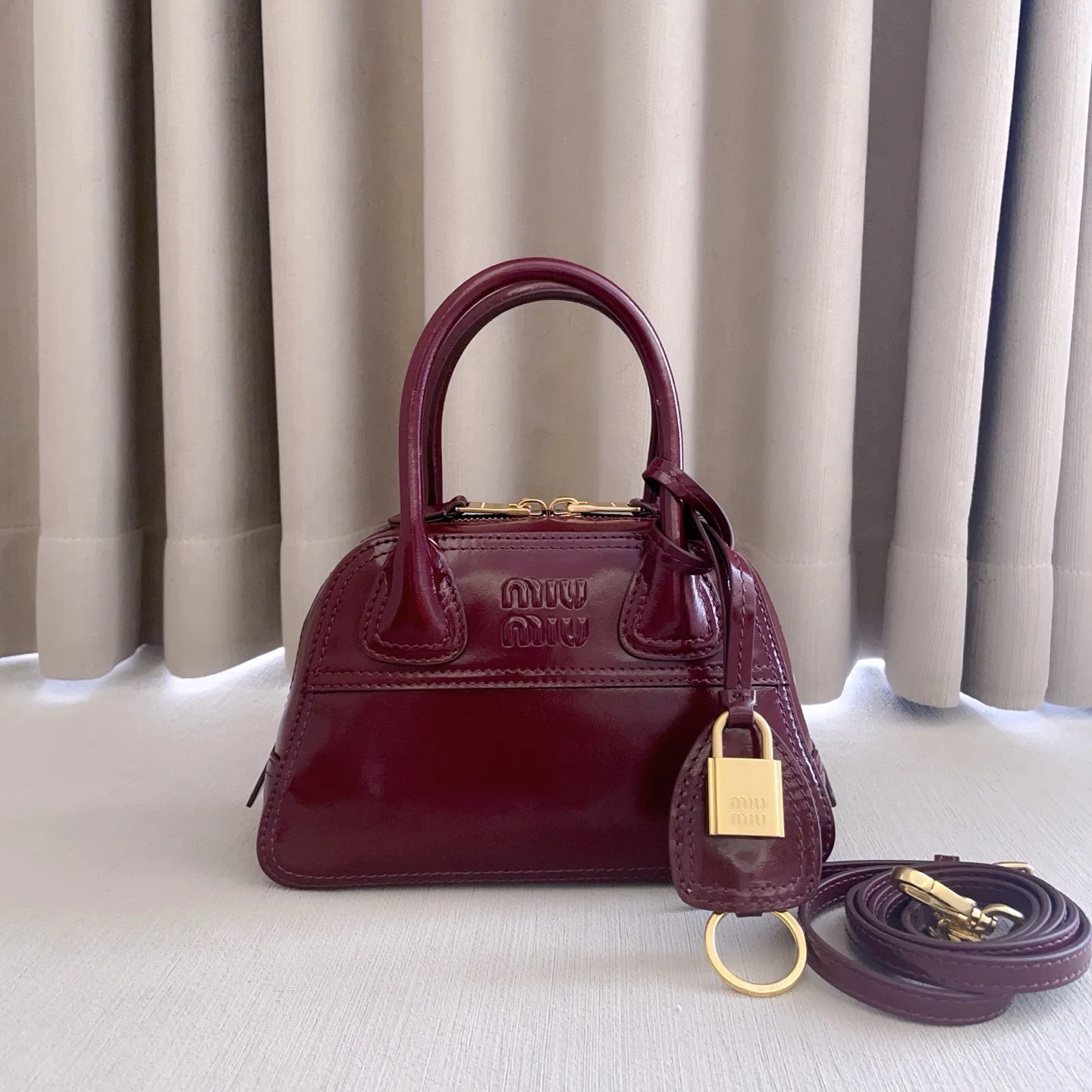 Women's Classic Handbags MIU MIU 18401335