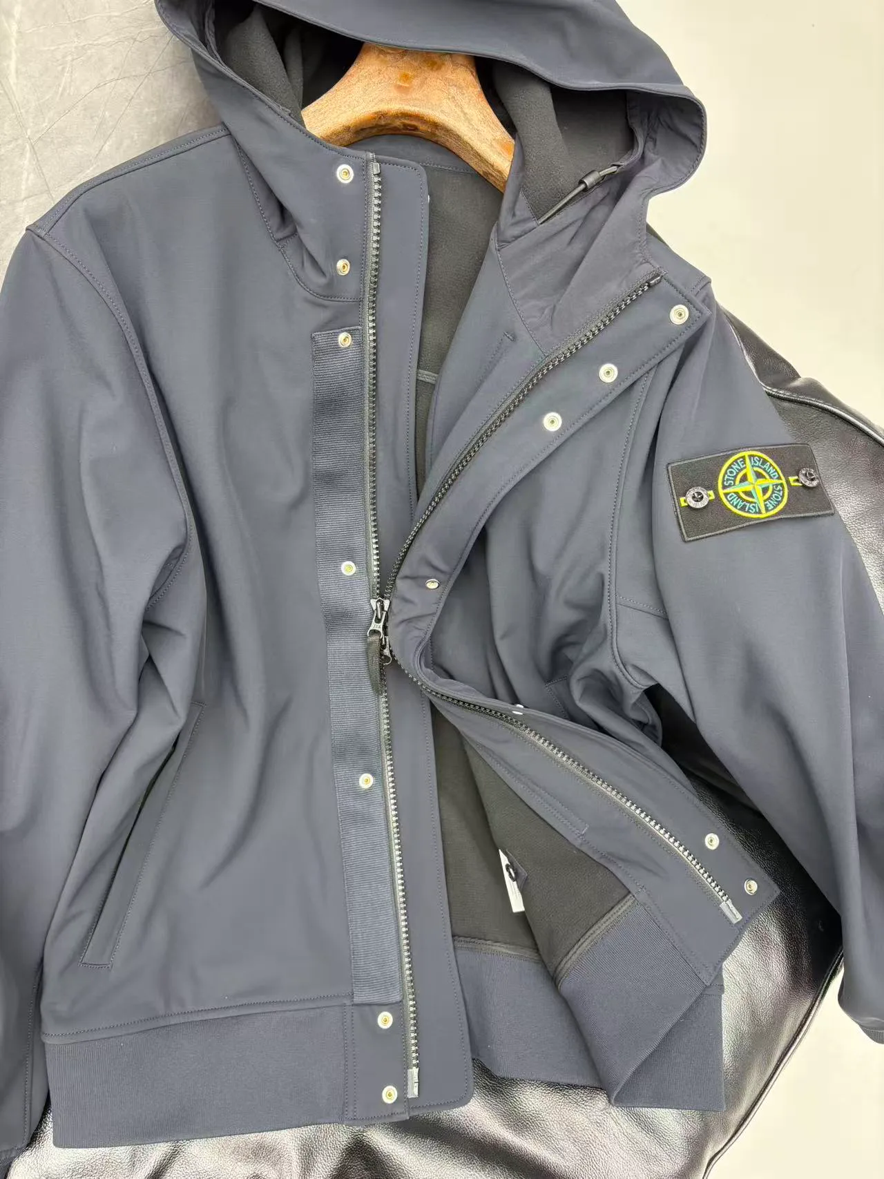 Men's Jackets And Down Jackets STONE ISLAND 17919054