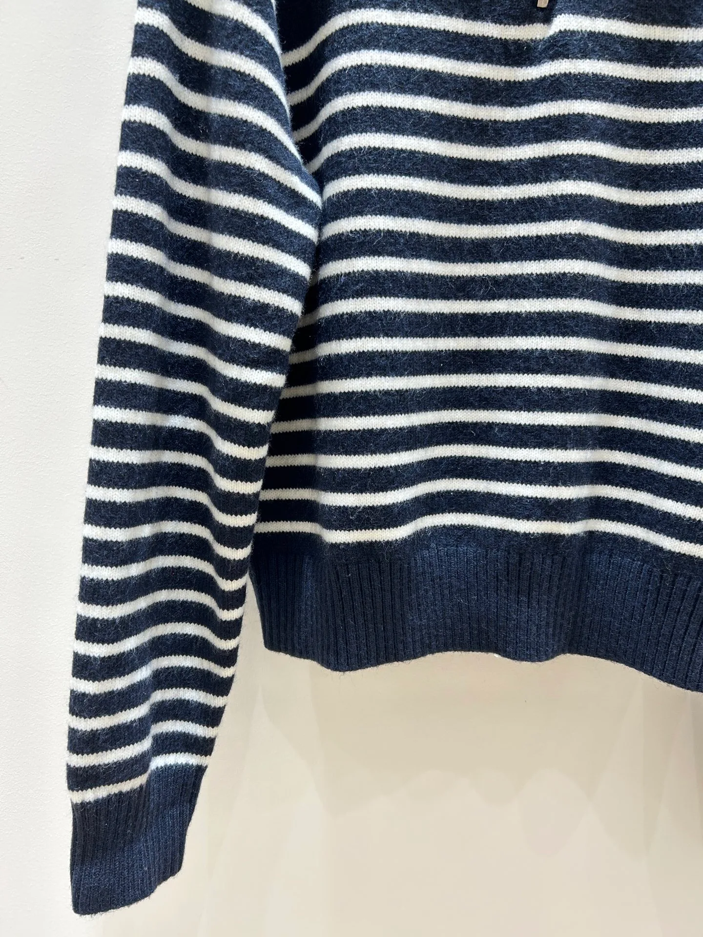 Women's Jumpers And Sweaters MIU MIU 18097110