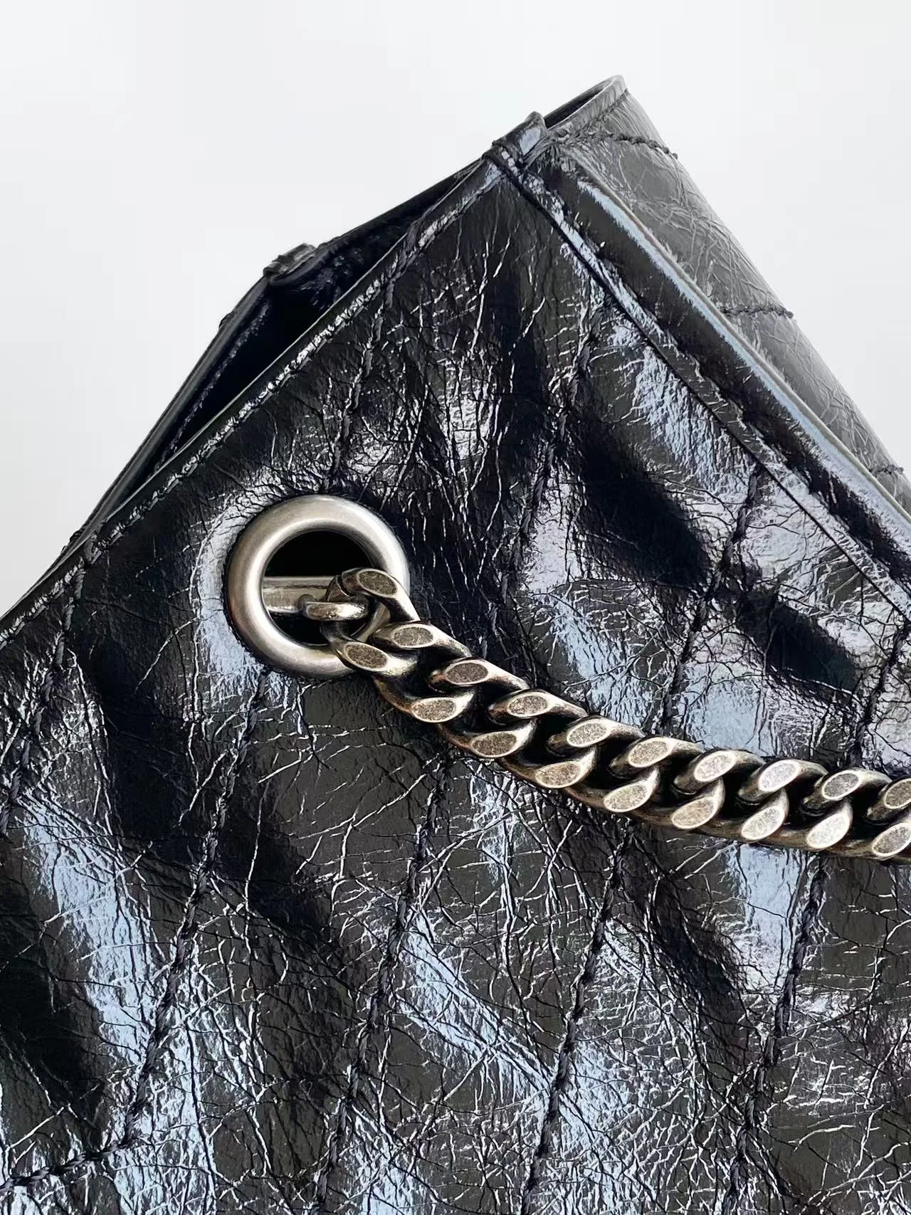 Women's Classic Handbags SAINT LAURENT 17629563