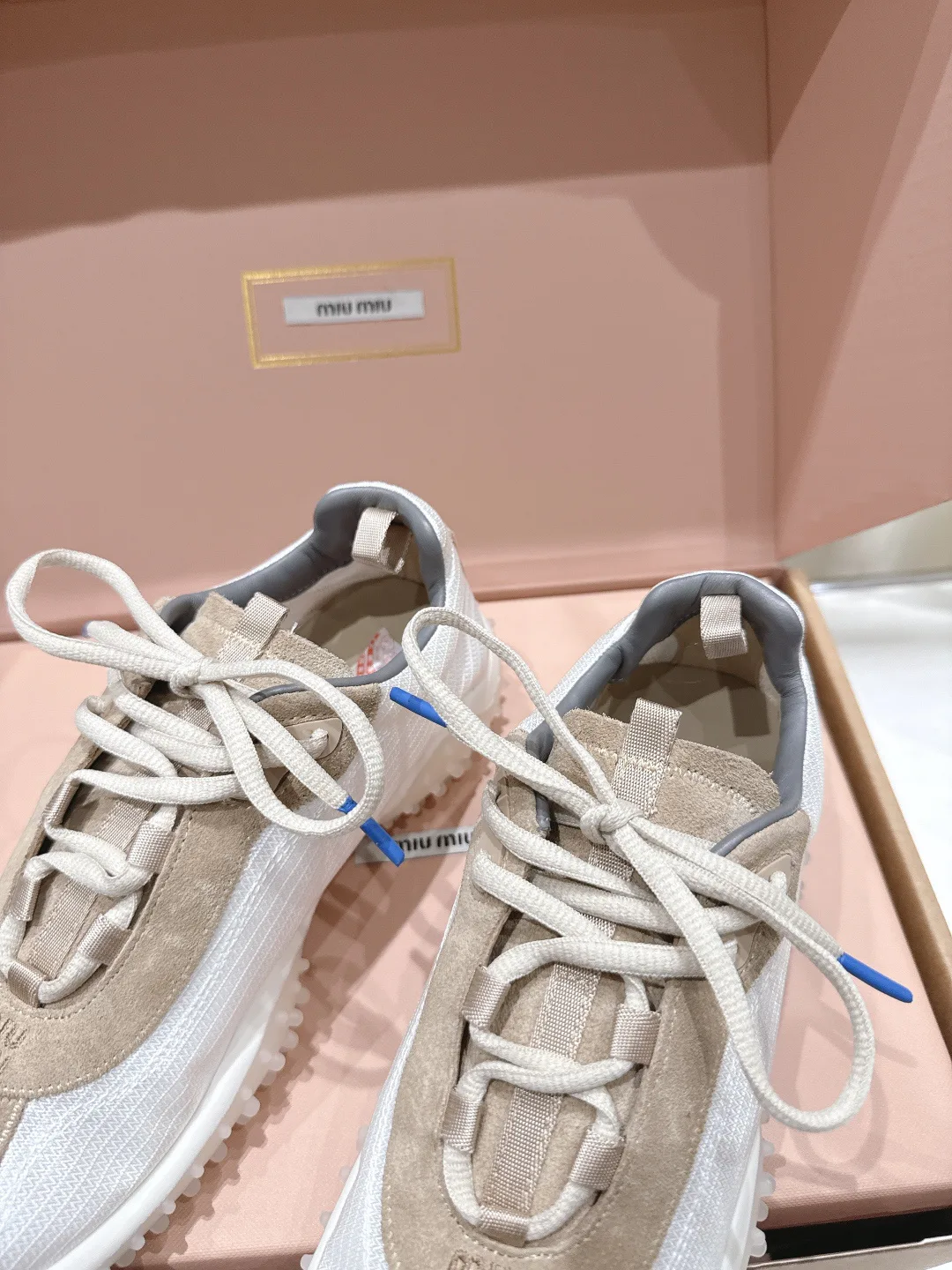 Women's Sneakers MIU MIU 17057030