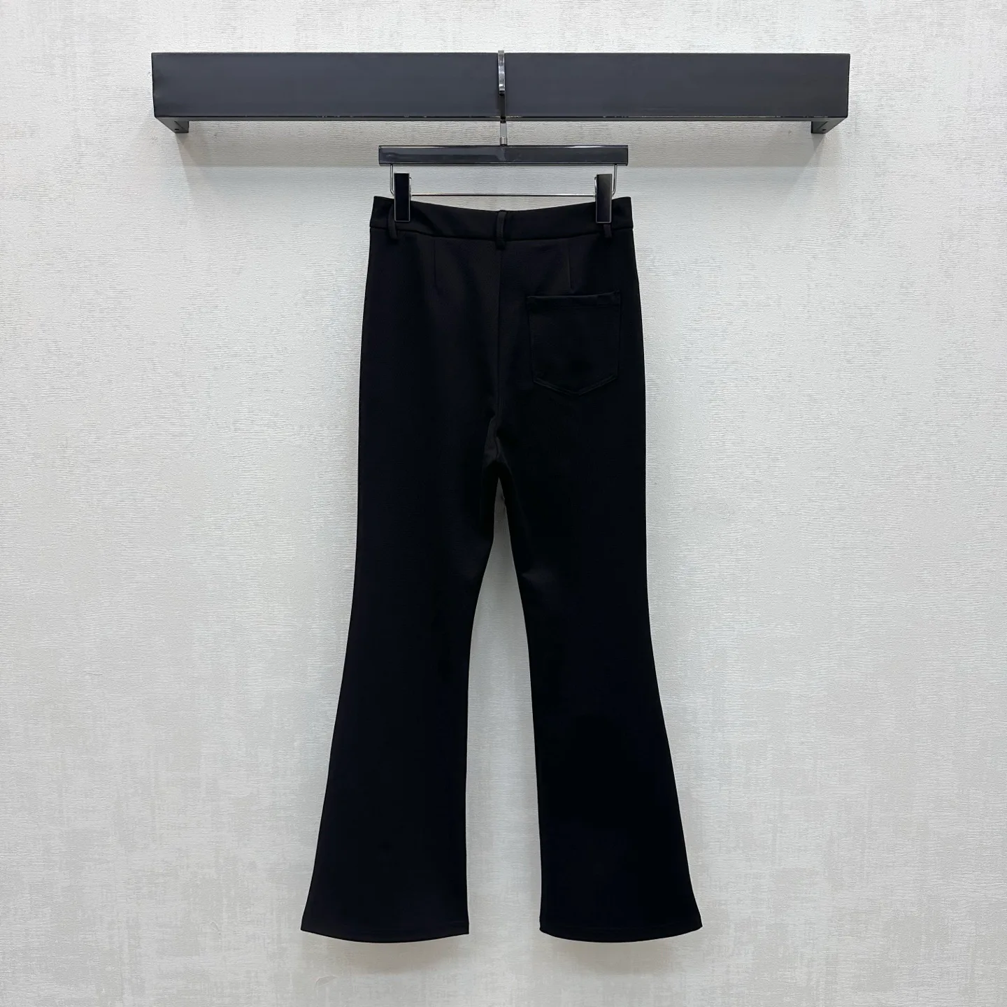 Women's Trousers LOUIS VUITTON 18228460