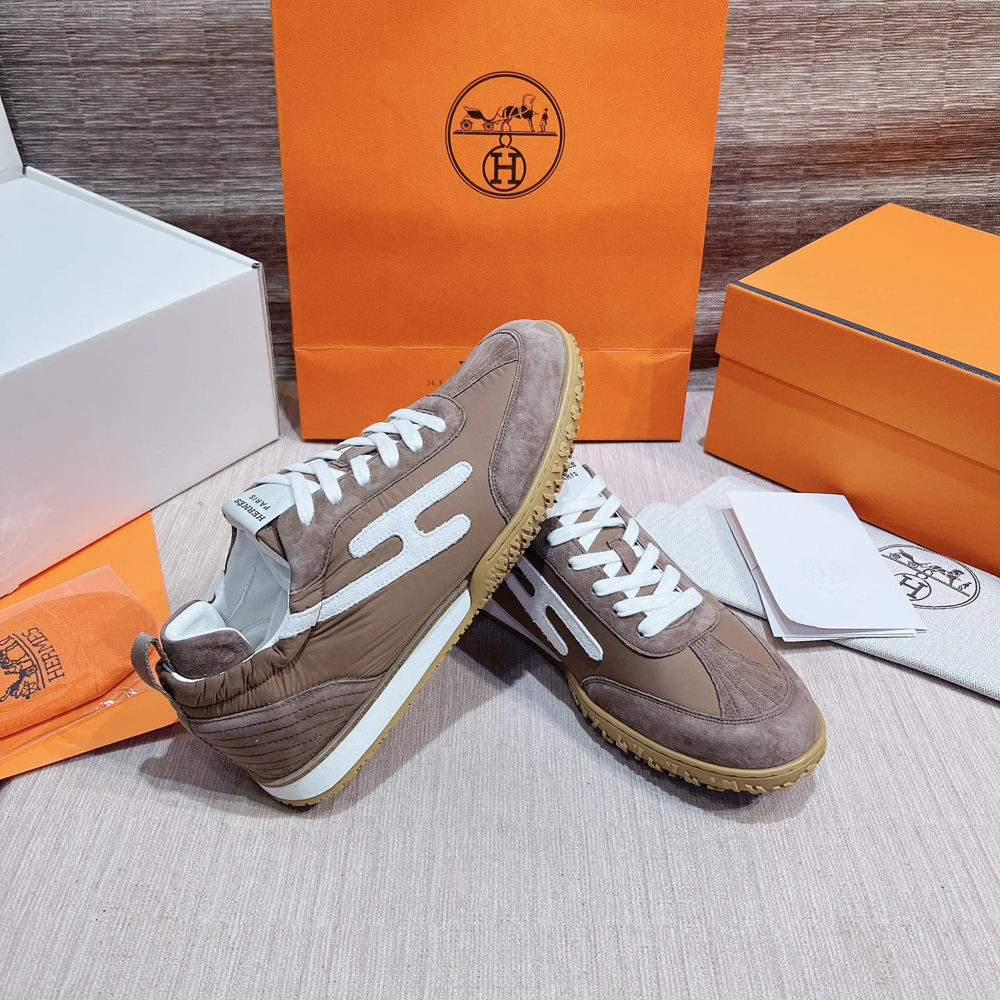 Women's Sneakers HERMES 17749542