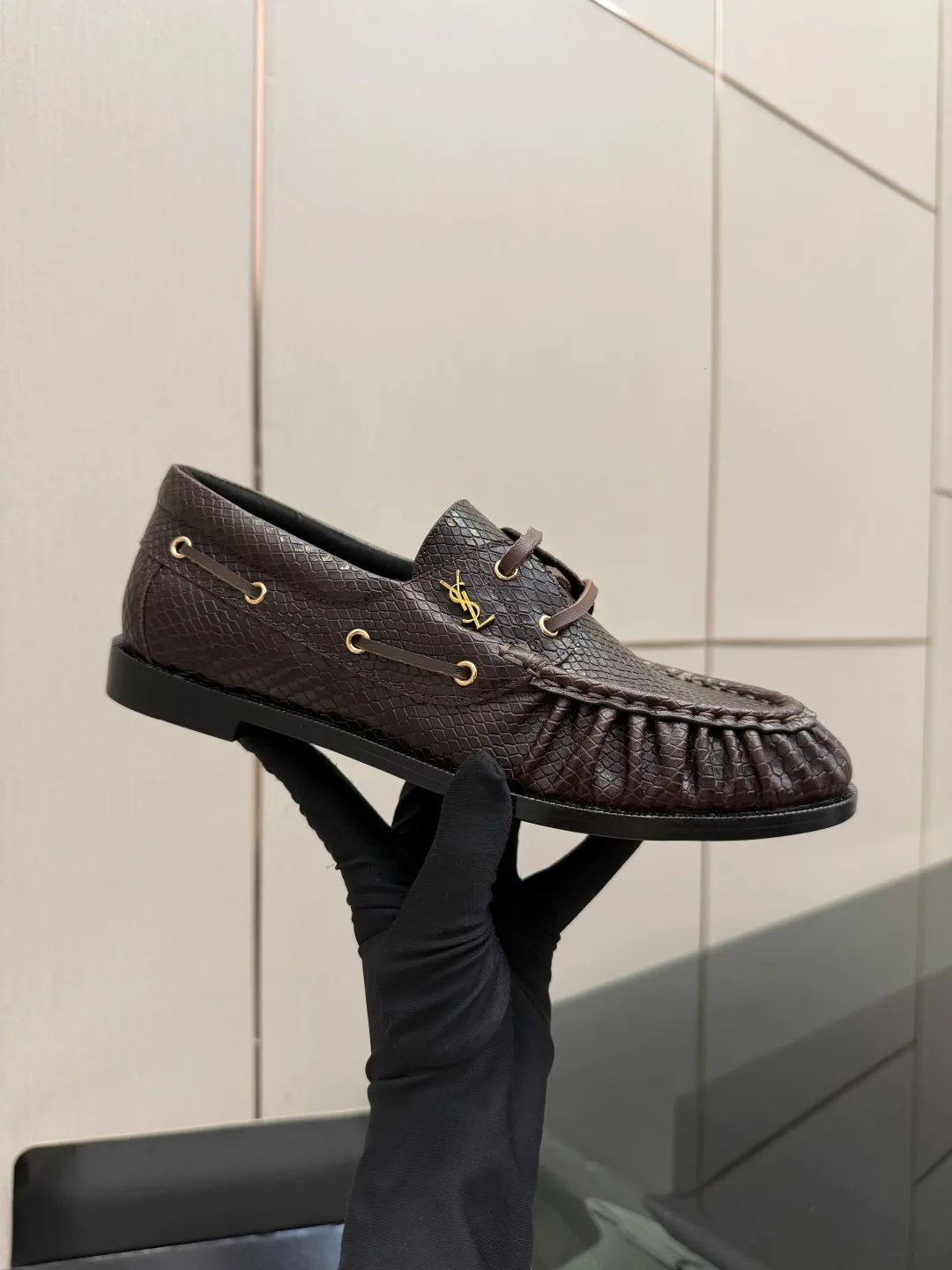Women's Loafers And Moccasins SAINT LAURENT 17816914