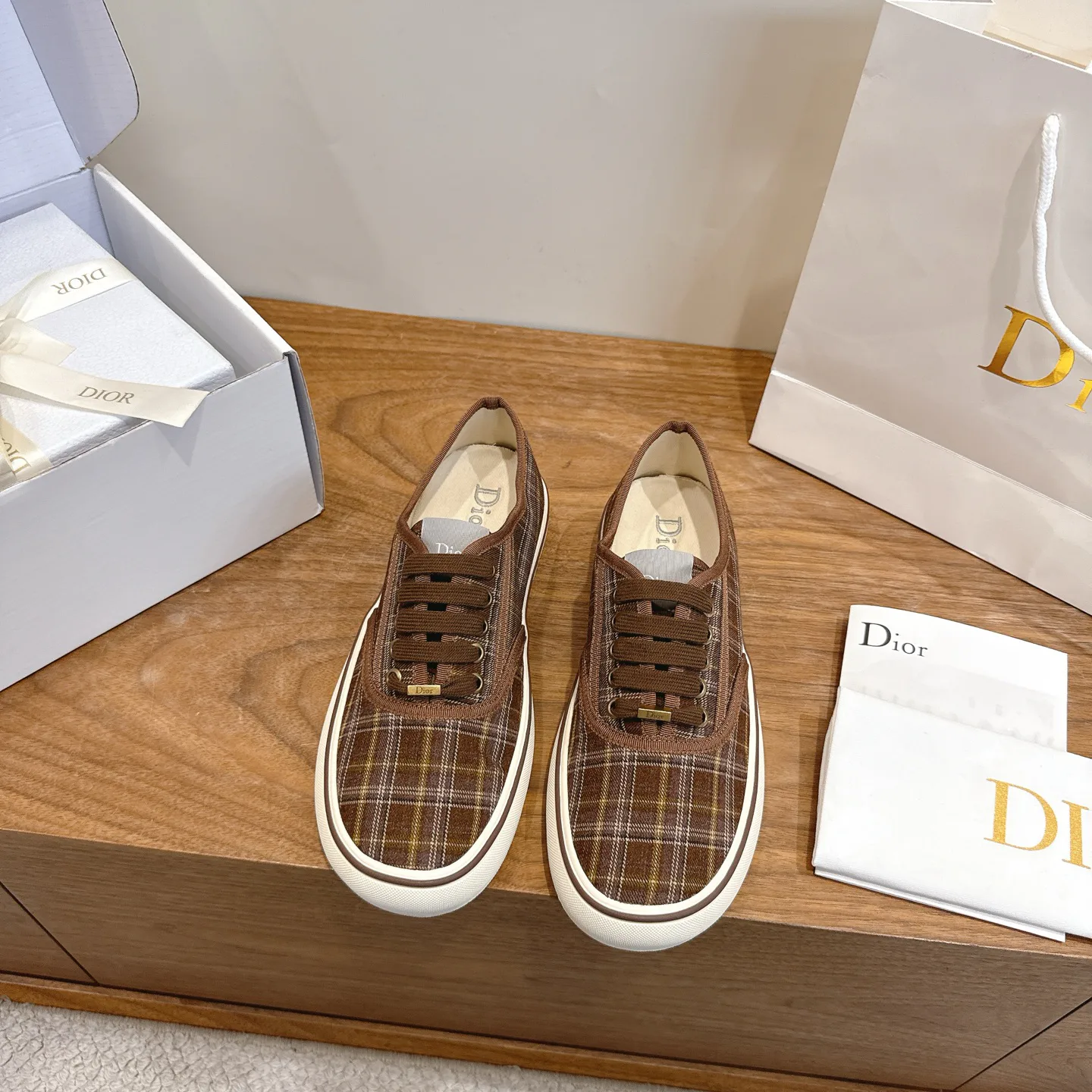 Women's Sneakers CHRISTIAN DIOR 18083843