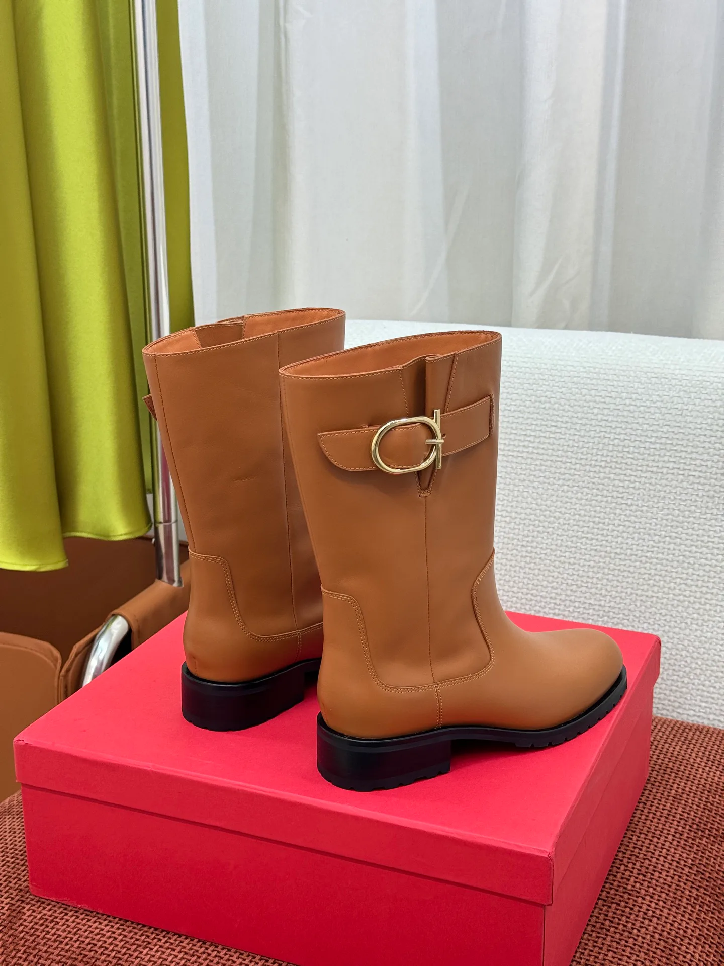 Women's Boots SALVATORE FERRAGAMO 18341973