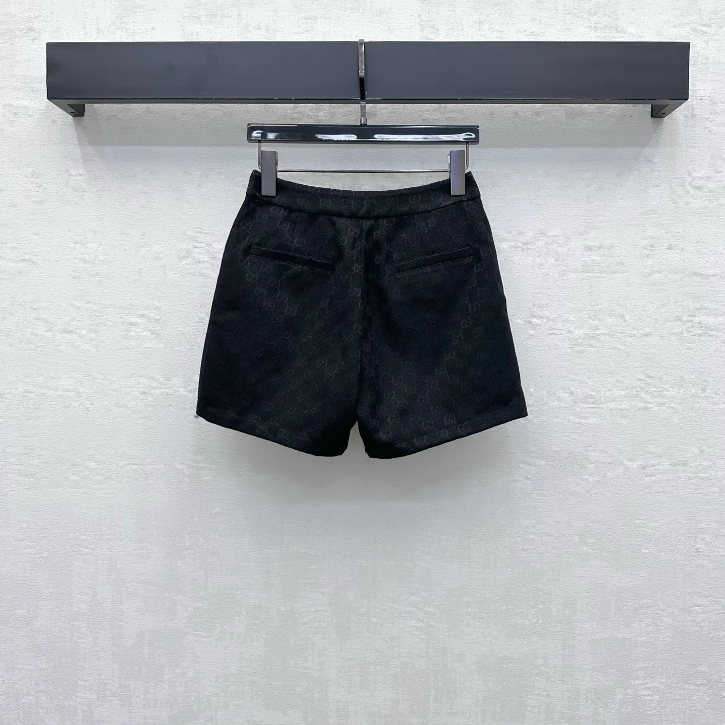 Women's Shorts GUCCI 18023268