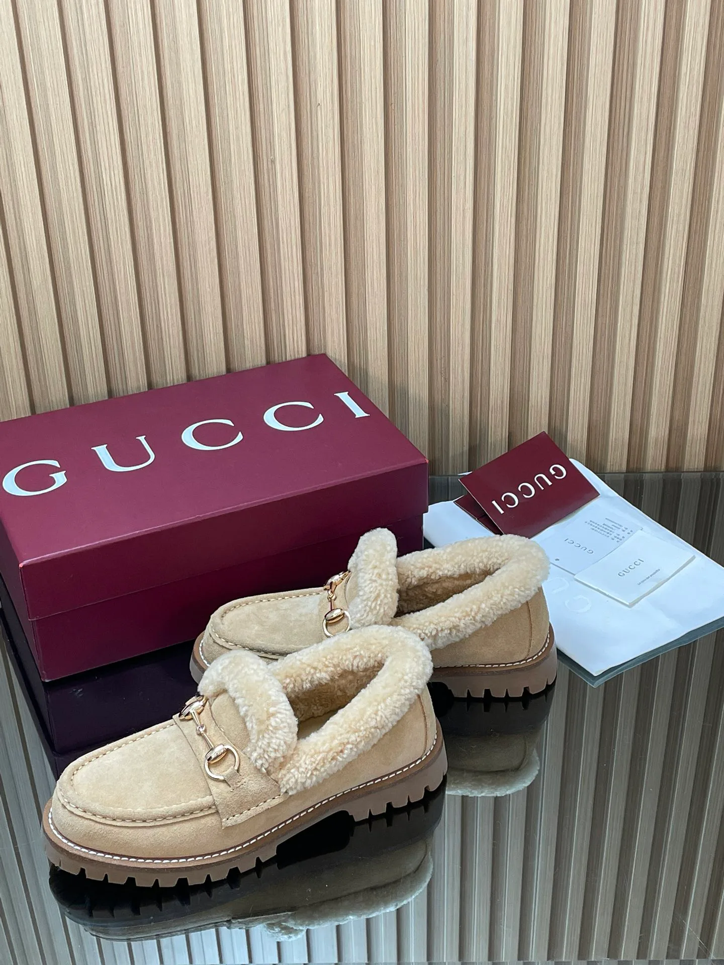 Women's Loafers And Moccasins GUCCI 18187063