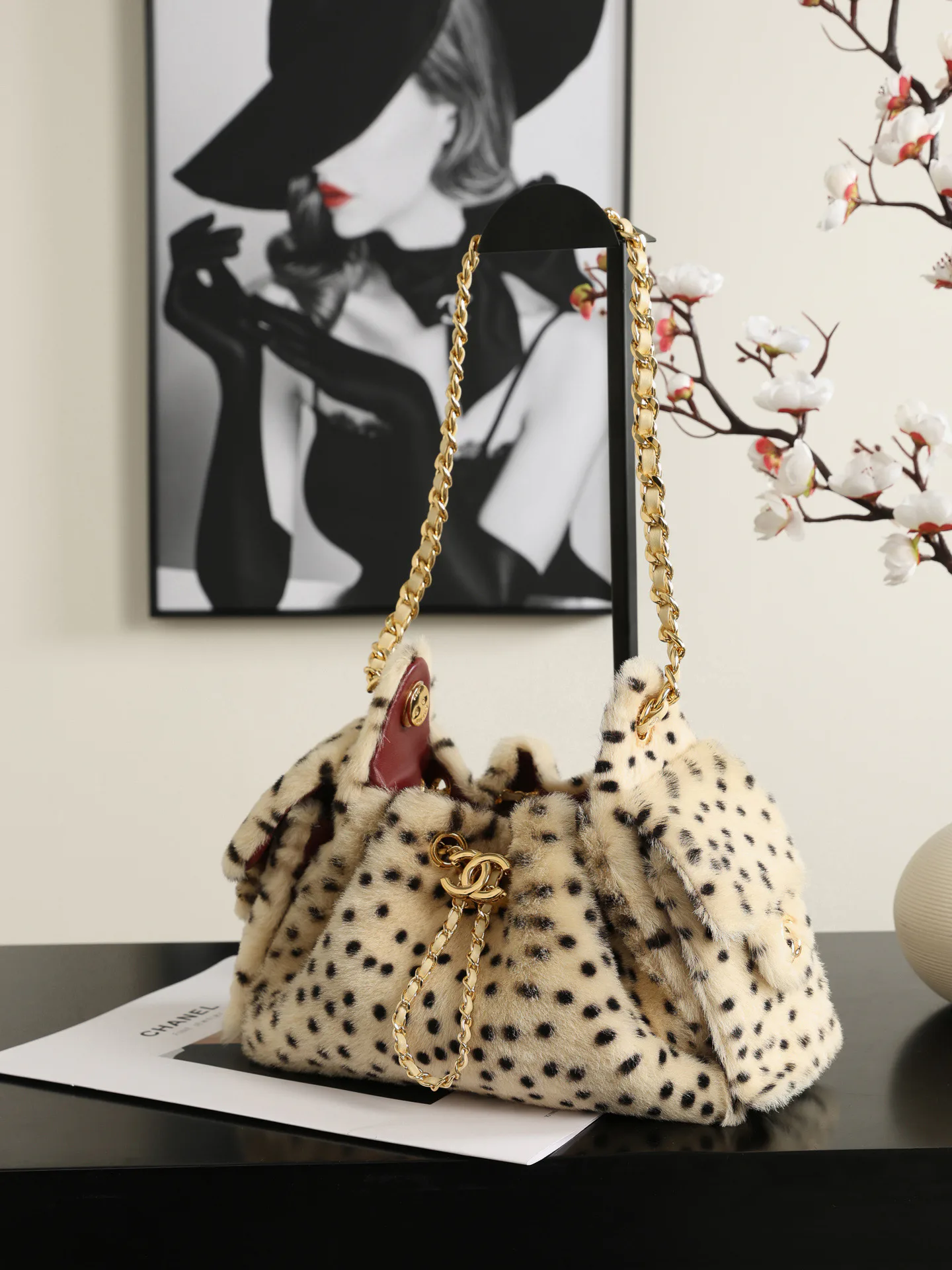 Women's Classic Handbags CHANEL 18000329