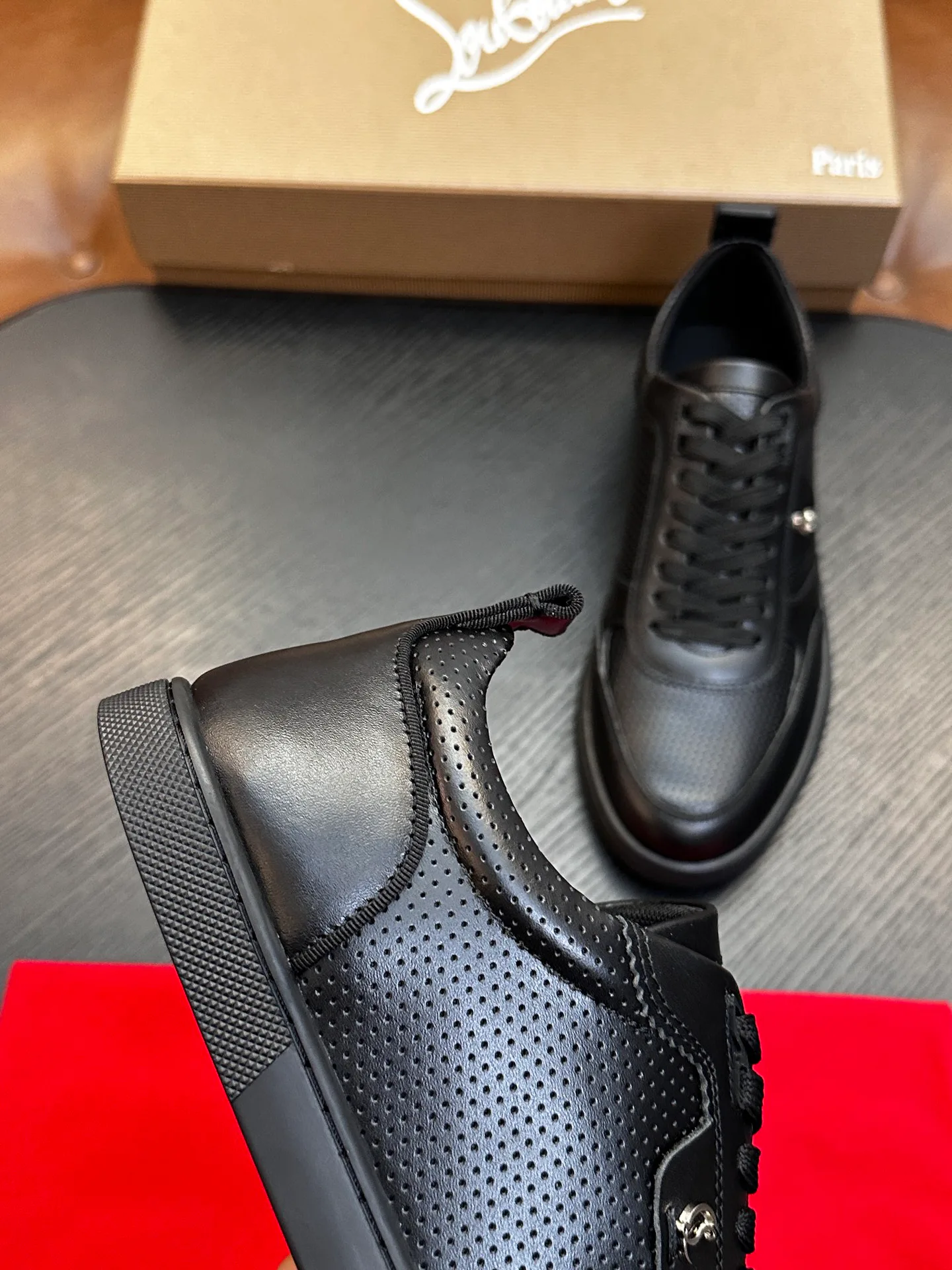 Men's Sneakers CHRISTIAN LOUBOUTIN 17125916