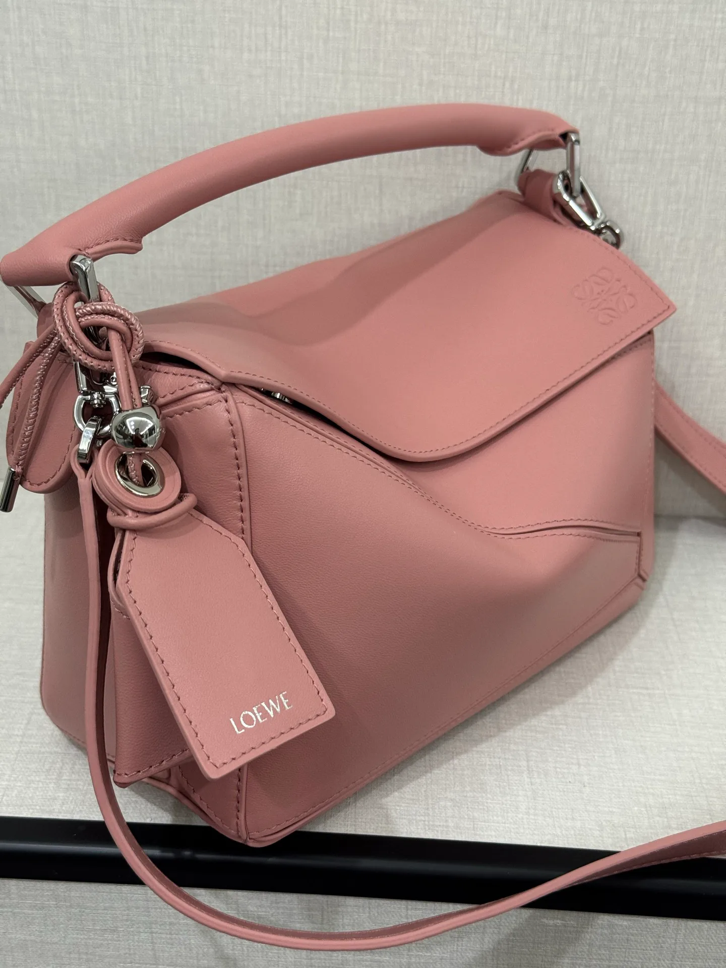 Women's Classic Handbags LOEWE 18434821