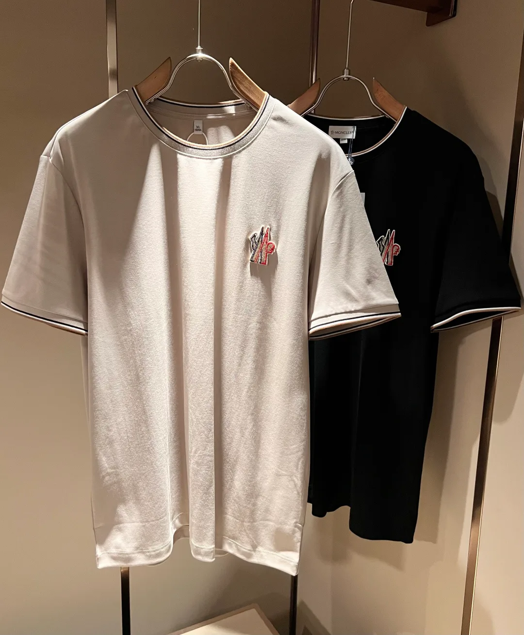 Men's T-Shirts MONCLER 17557503