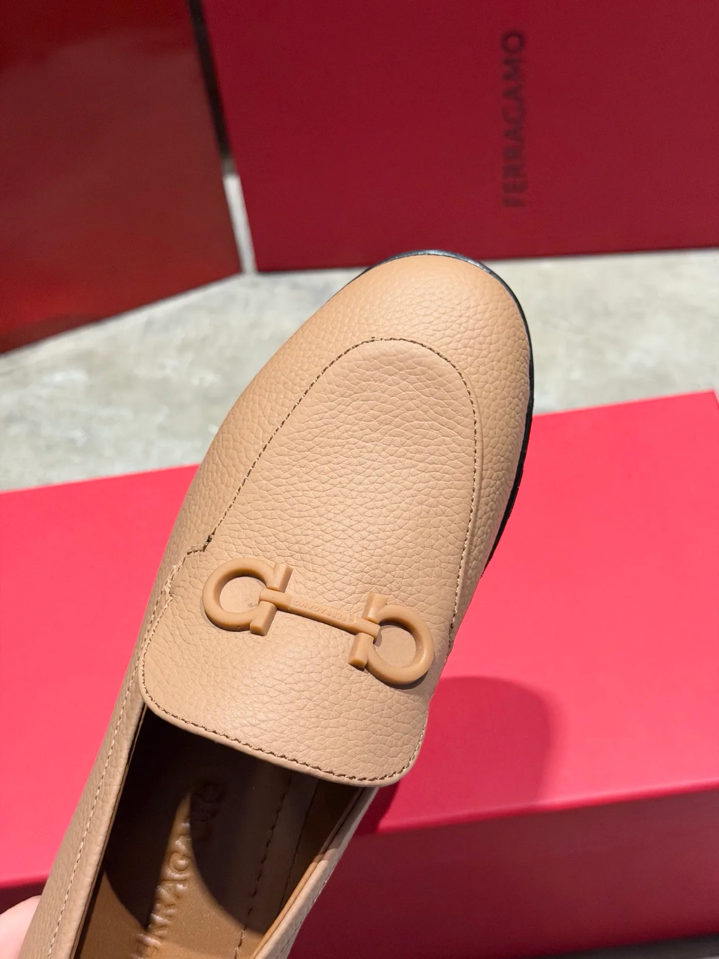 Women's Loafers And Moccasins SALVATORE FERRAGAMO 17642564