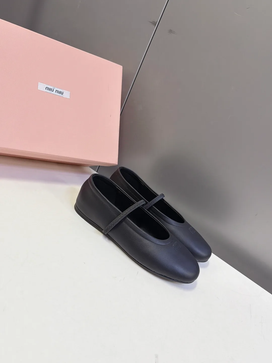 Women's Ballet Flats MIU MIU 17758259