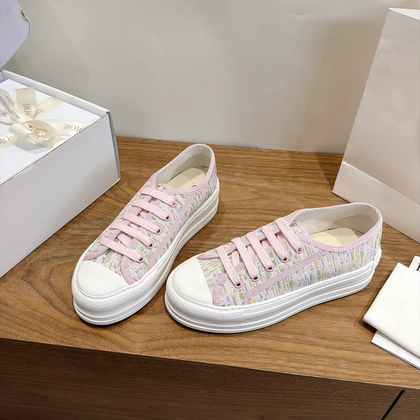 Women's Sneakers CHRISTIAN DIOR 18034456