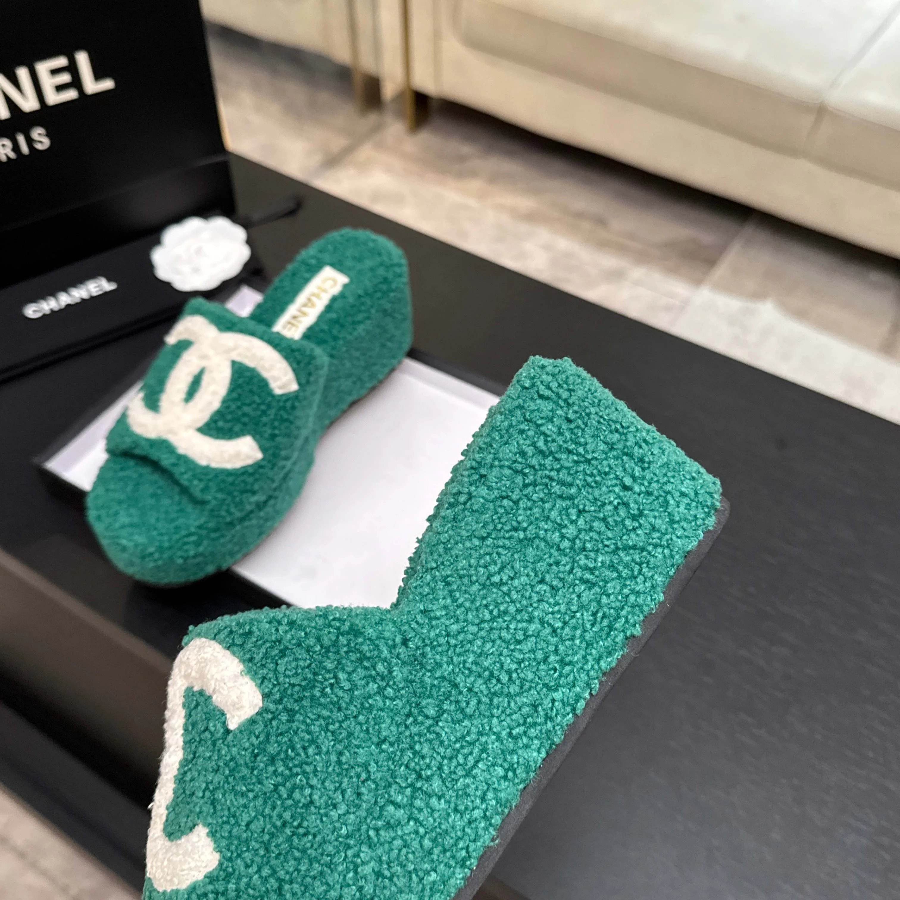 Women's Slippers CHANEL 18501001