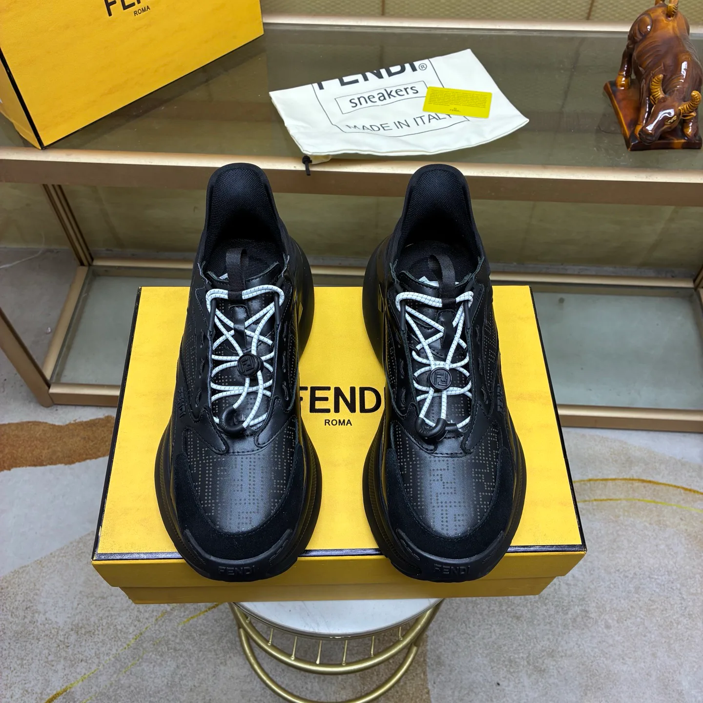 Men's Sneakers FENDI 18516340