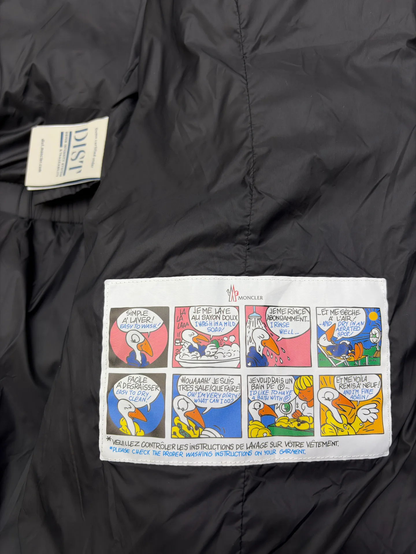 Women's Jackets And Down Jackets MONCLER 18111723