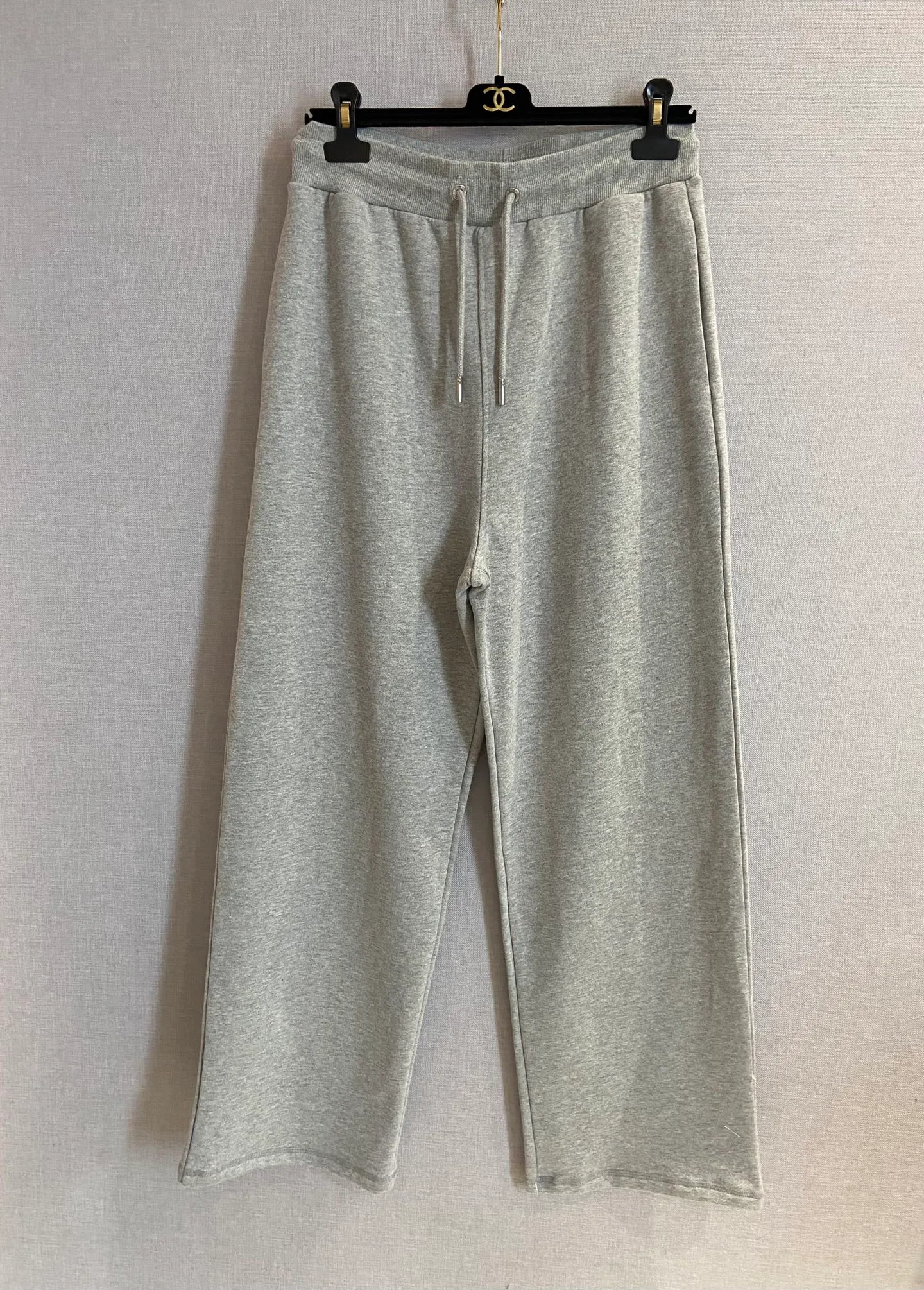 Women's Trousers AMI PARIS 19586692