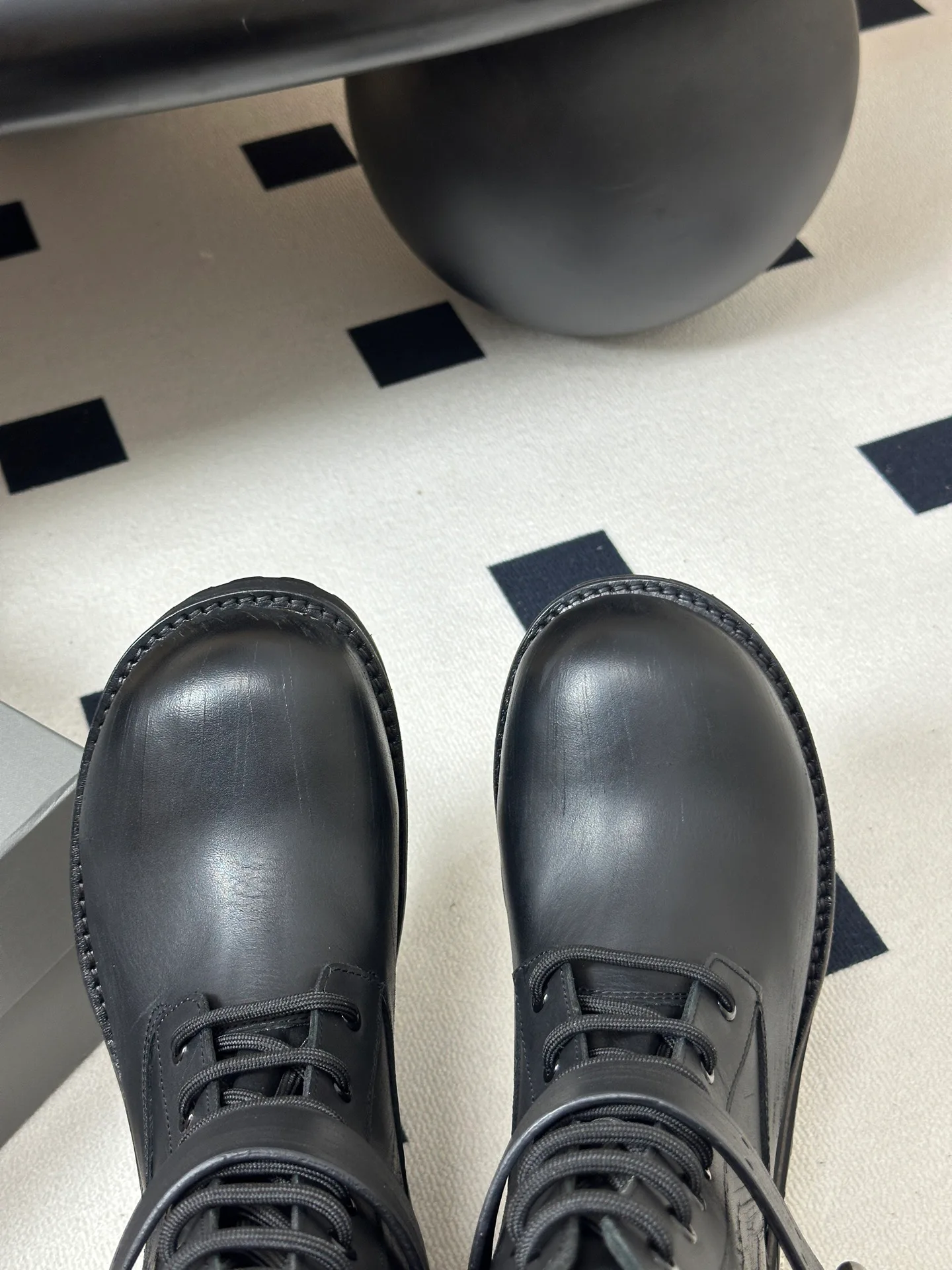 Women's Ankle Boots BALENCIAGA 18049605