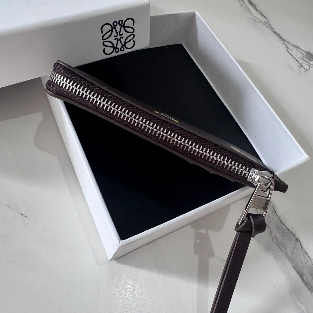 Women's Clutches LOEWE 17678684