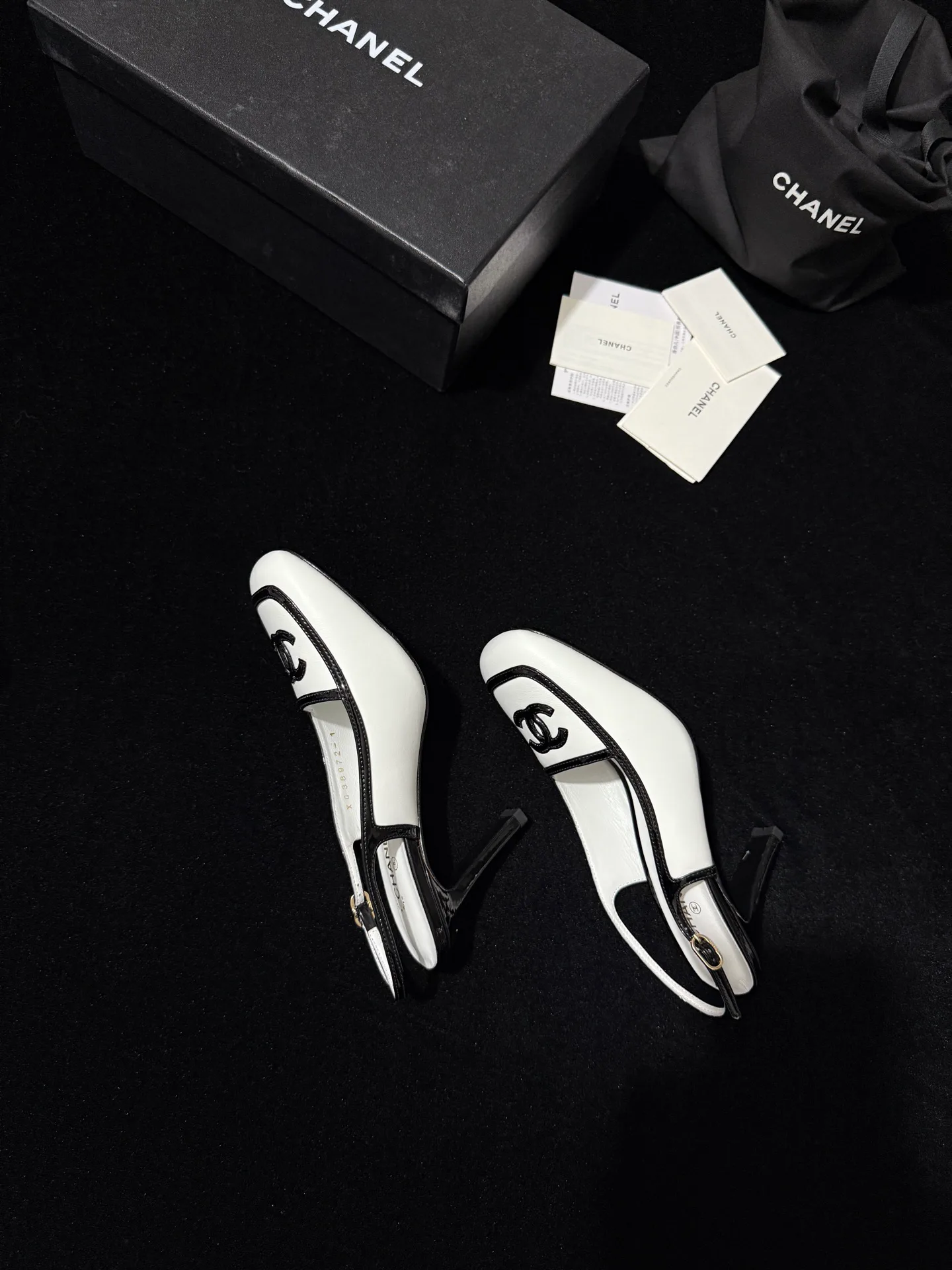 Women's Open-Toe Sandals CHANEL 18110804