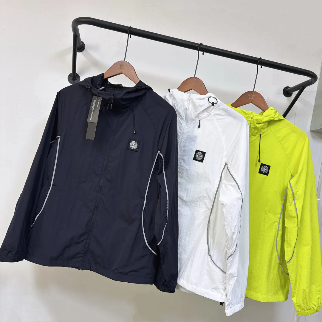 Men's Jackets And Down Jackets STONE ISLAND 17286071