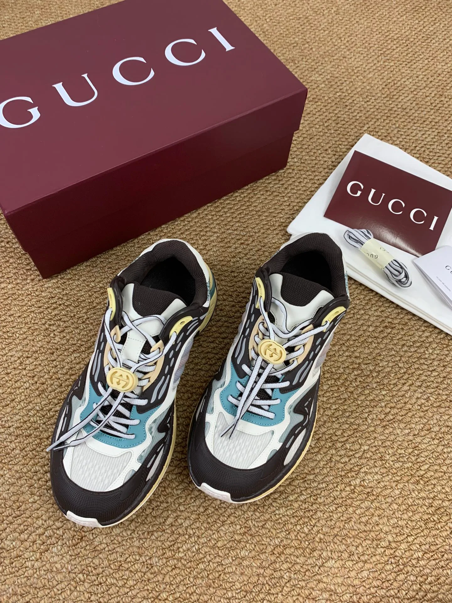 Women's Sneakers GUCCI 17545257