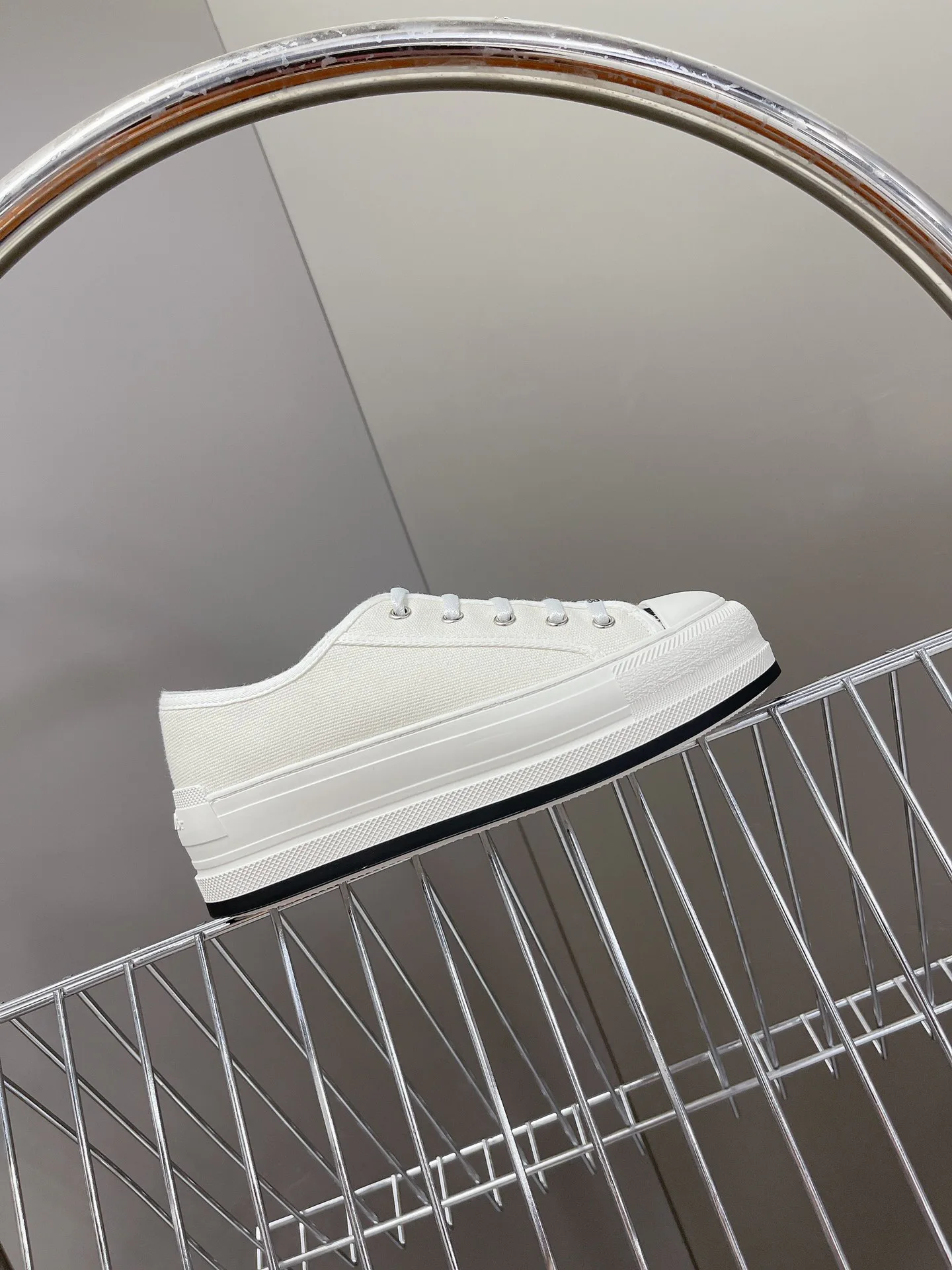 Women's Sneakers CHRISTIAN DIOR 18006131