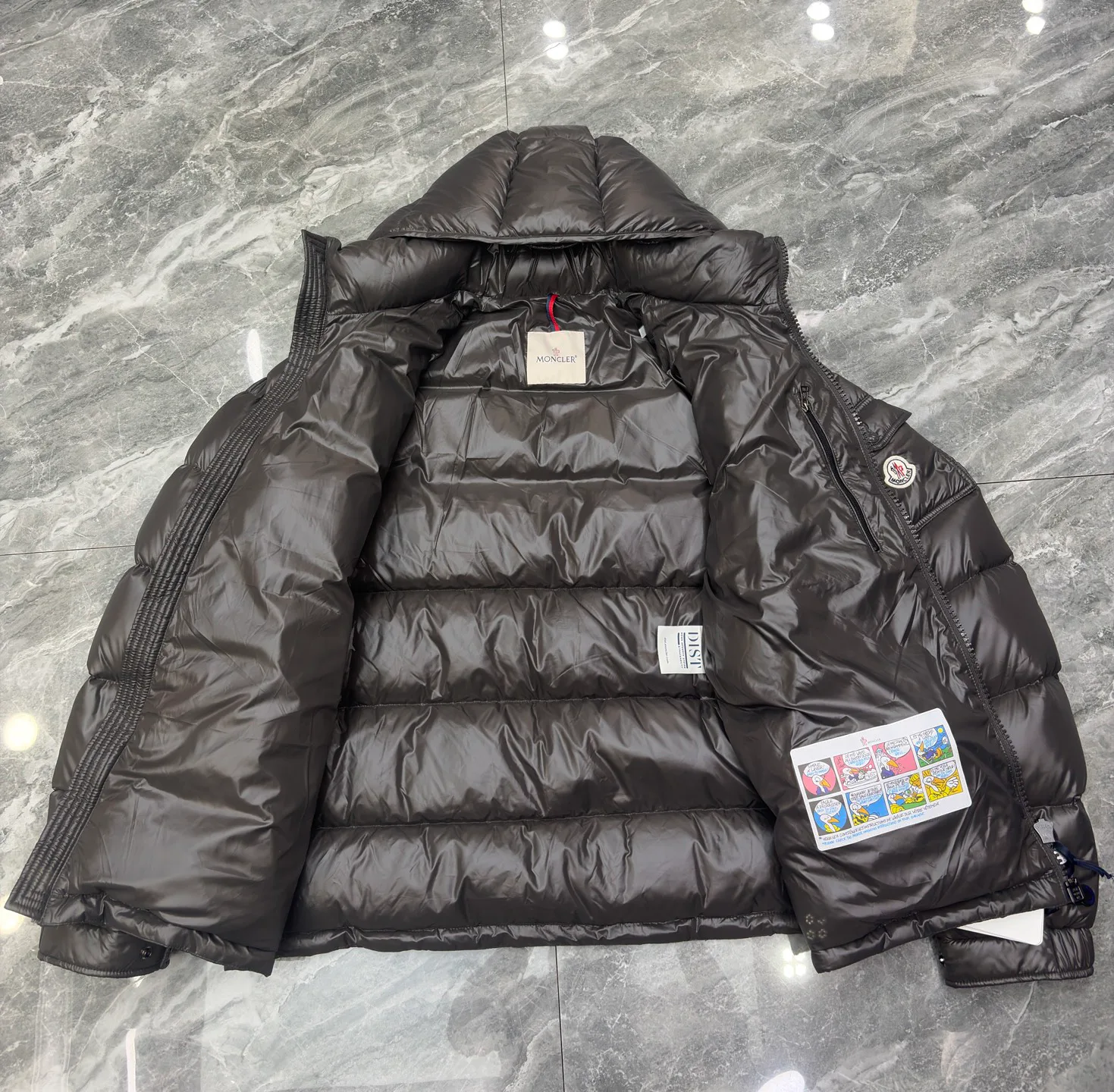 Men's Jackets And Down Jackets MONCLER 17568678