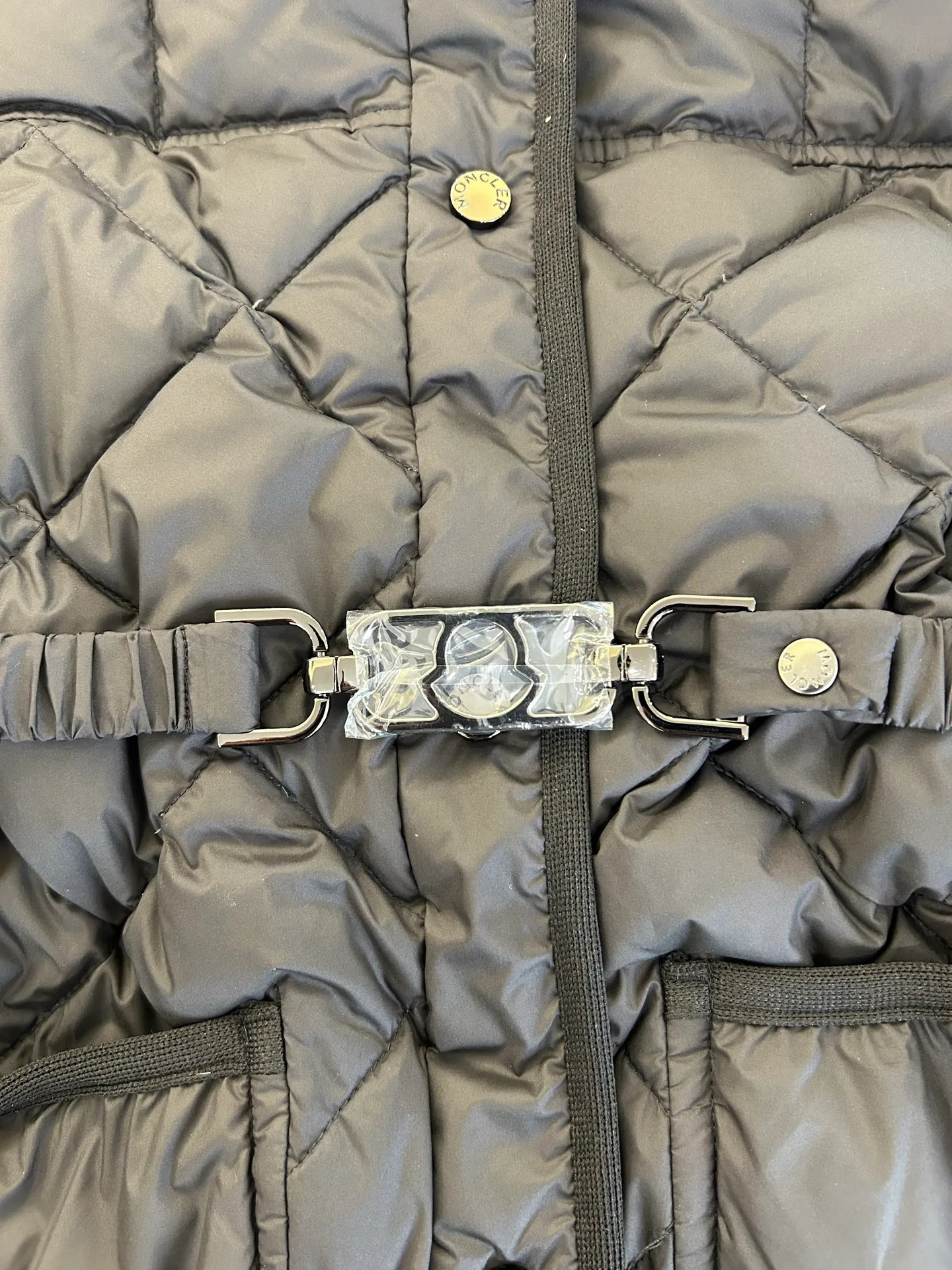 Men's Jackets And Down Jackets MONCLER 18231454