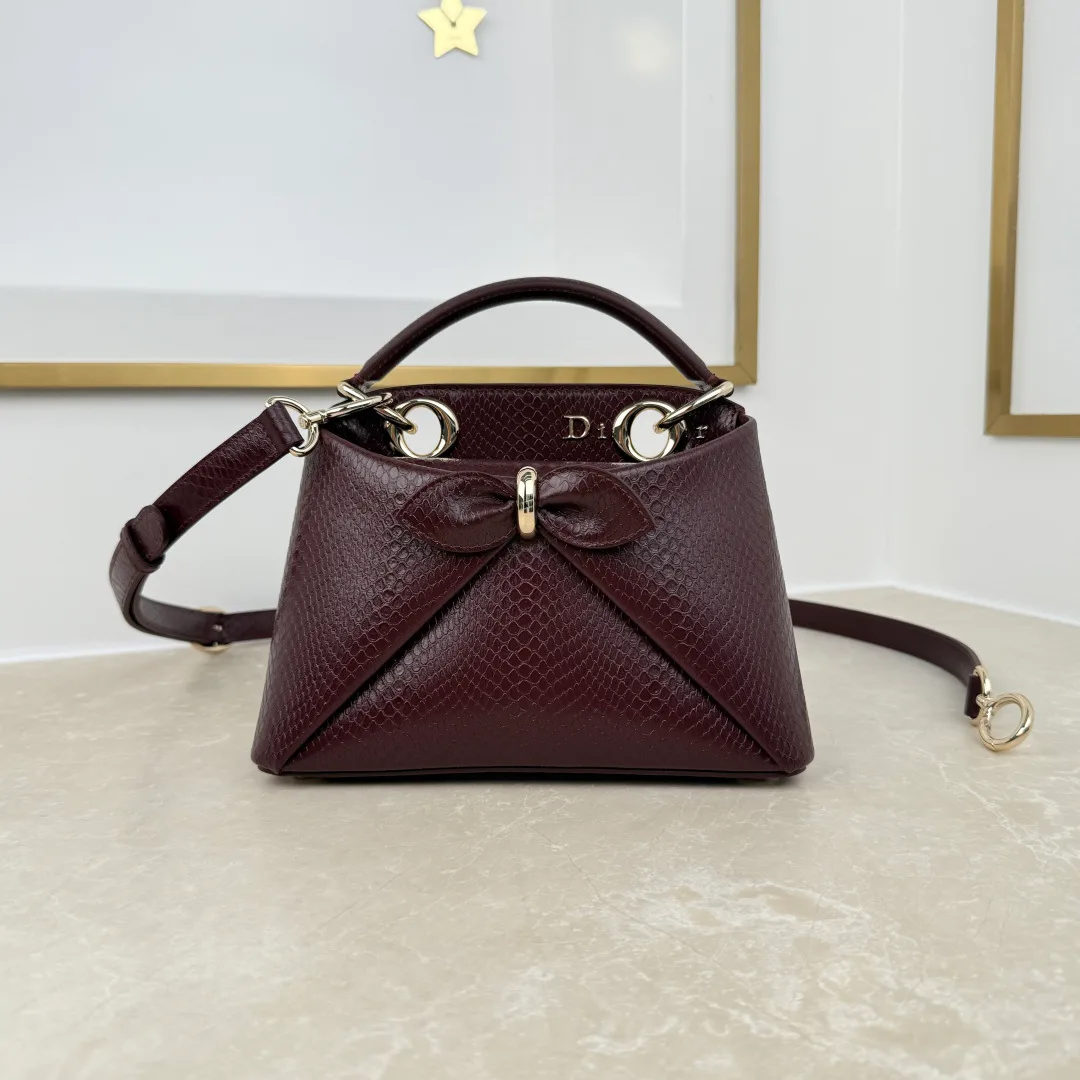 Классические Сумки Женские Christian Dior 18573913