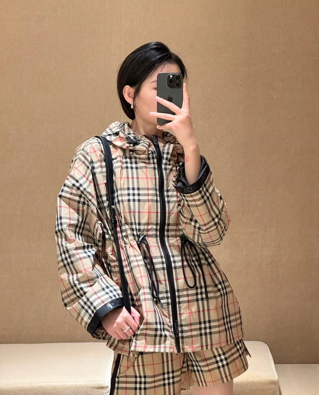 Куртки И Пуховики Женские Burberry 18571041