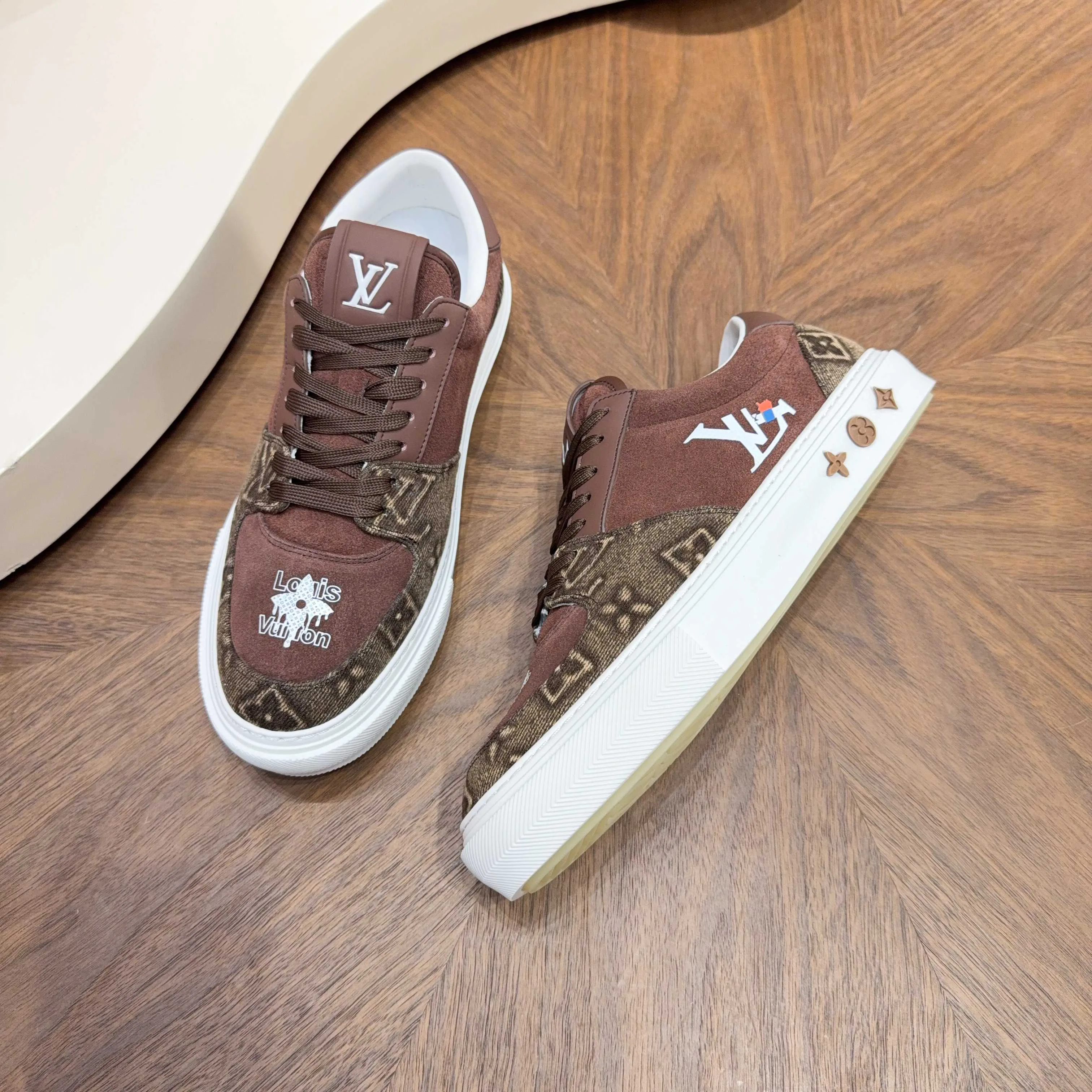 Men's Sneakers LOUIS VUITTON 17921398