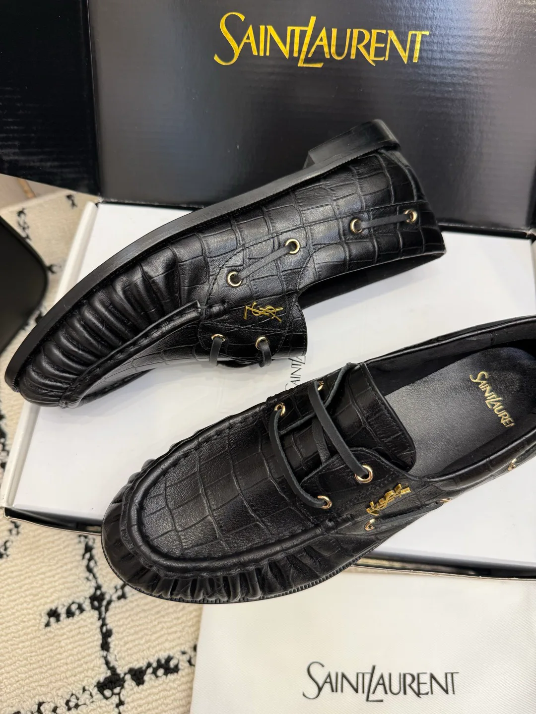 Women's Loafers And Moccasins SAINT LAURENT 17816911