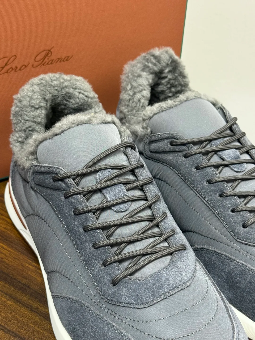 Men's Sneakers LORO PIANA 19569485