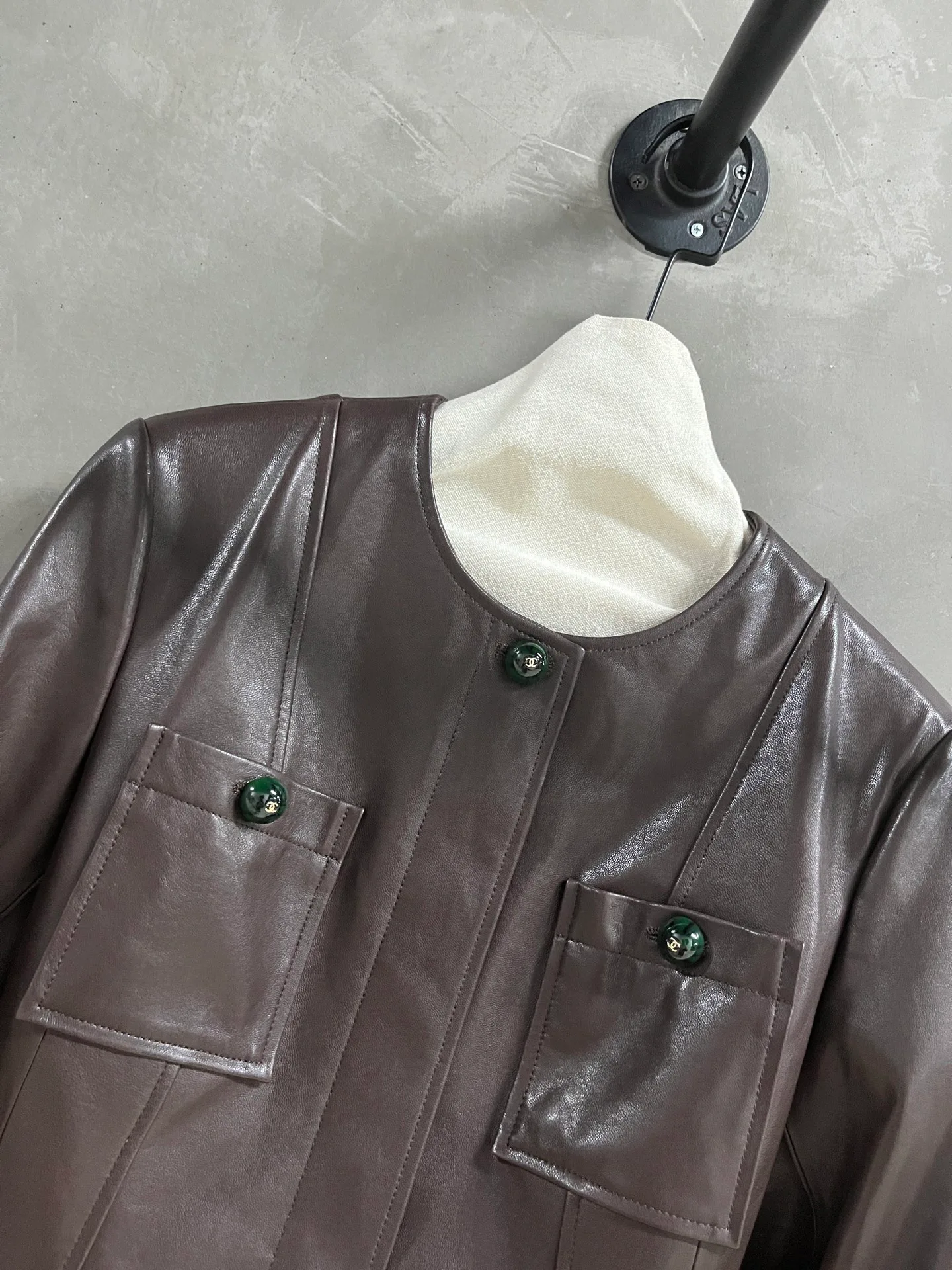 Women's Leather Jackets And Sheepskin Coats CHANEL 18172841