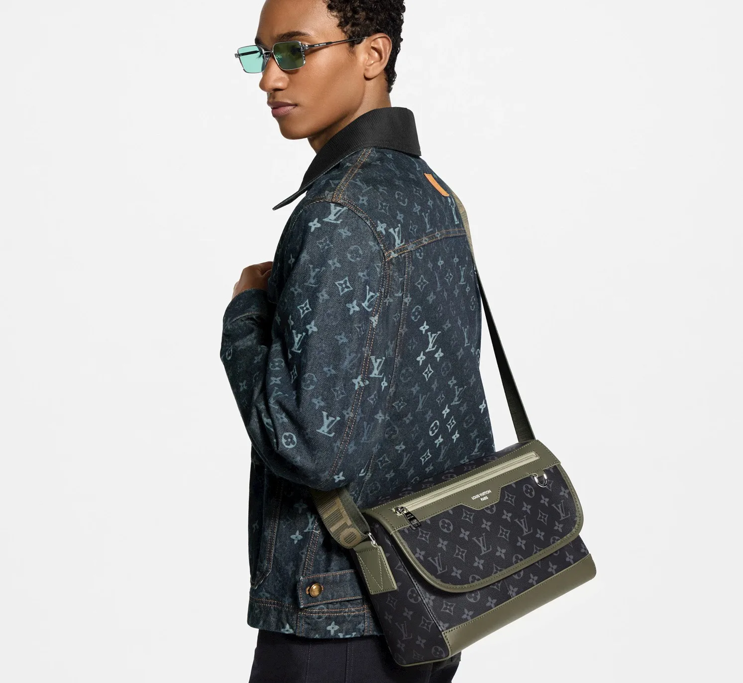 Women's Shoulder Bags LOUIS VUITTON 17759002