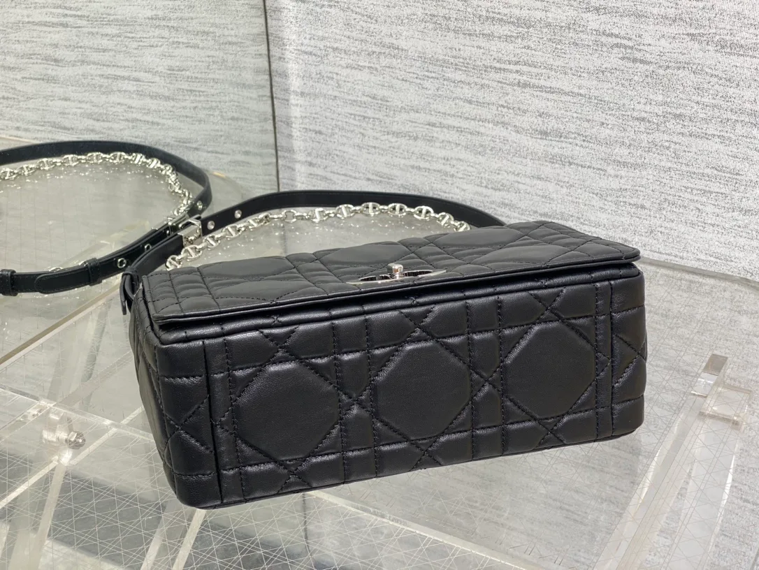 Women's Classic Handbags CHRISTIAN DIOR 18544267