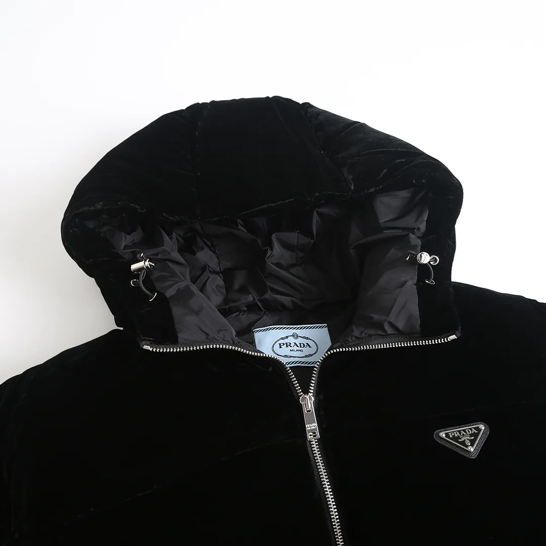 Women's Jackets And Down Jackets PRADA 18410029