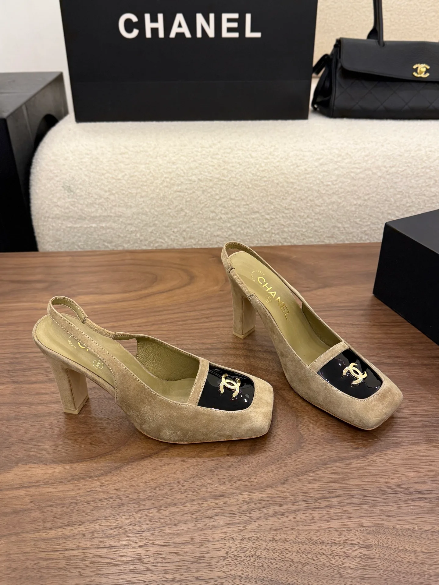 Women's Heels CHANEL 19583446