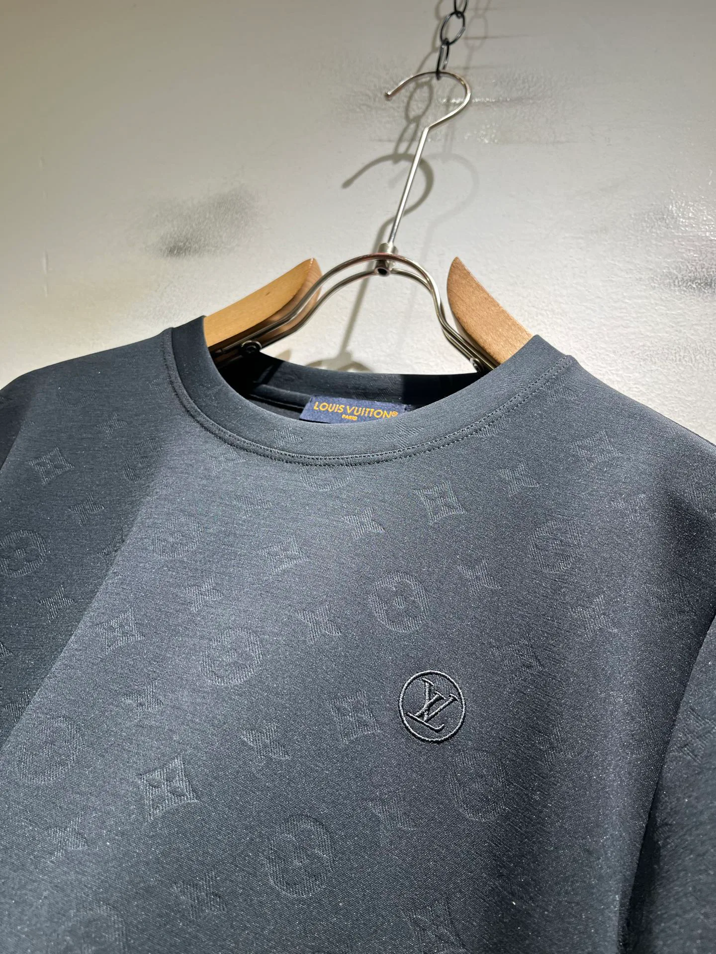 Men's T-Shirts LOUIS VUITTON 18243850