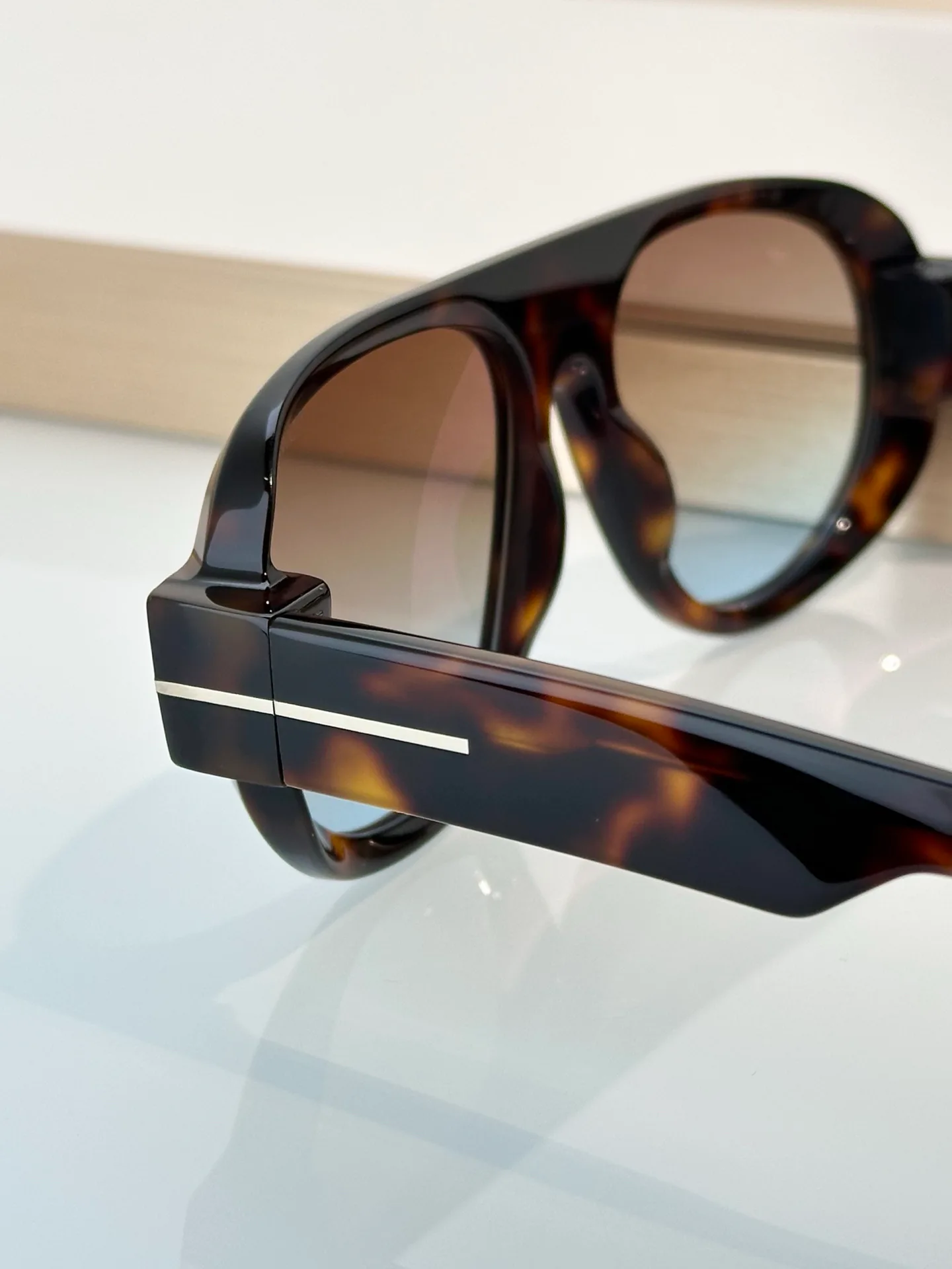 Glasses TOM FORD 16881903