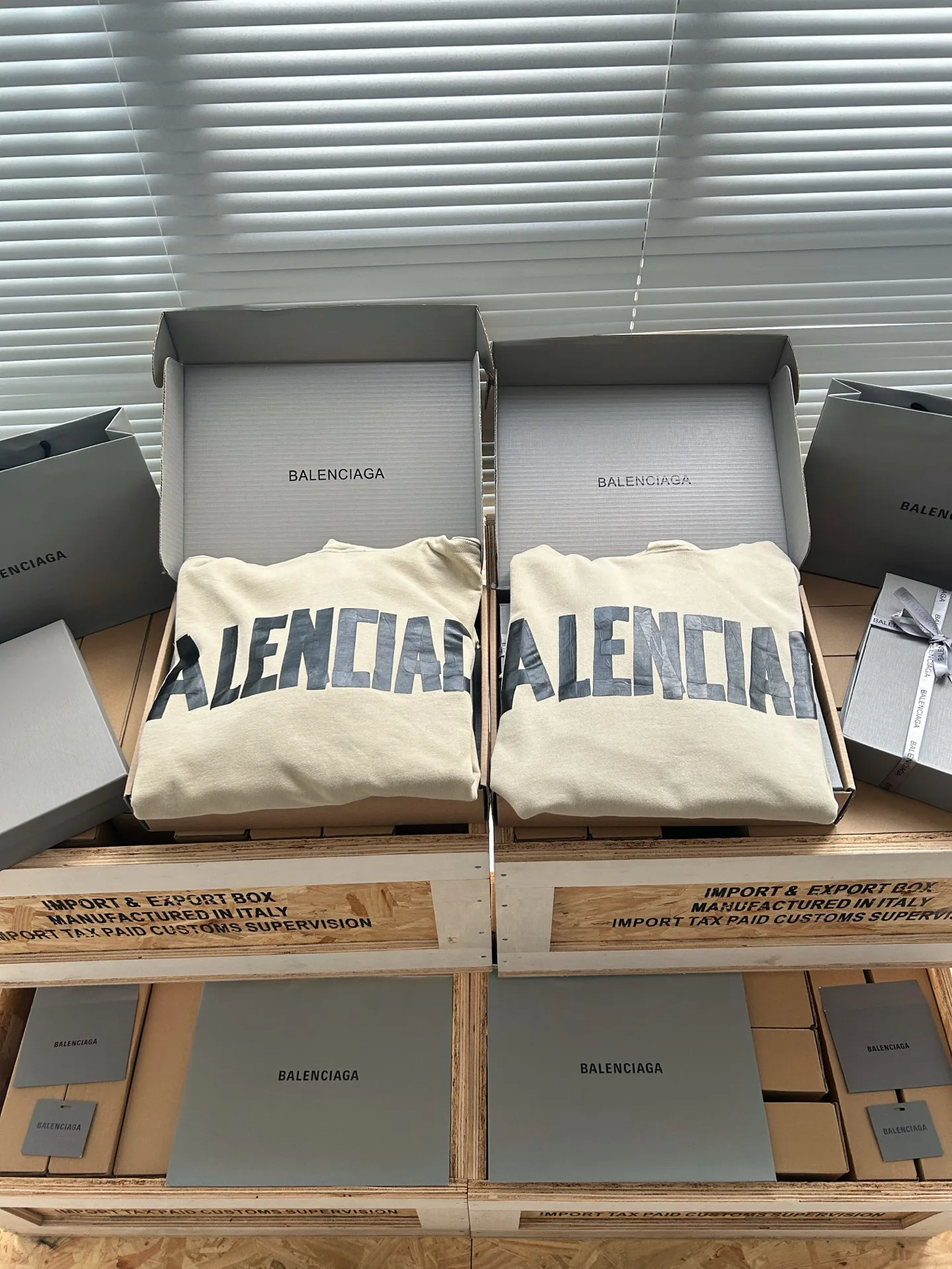 Футболки Мужские Balenciaga 18662956