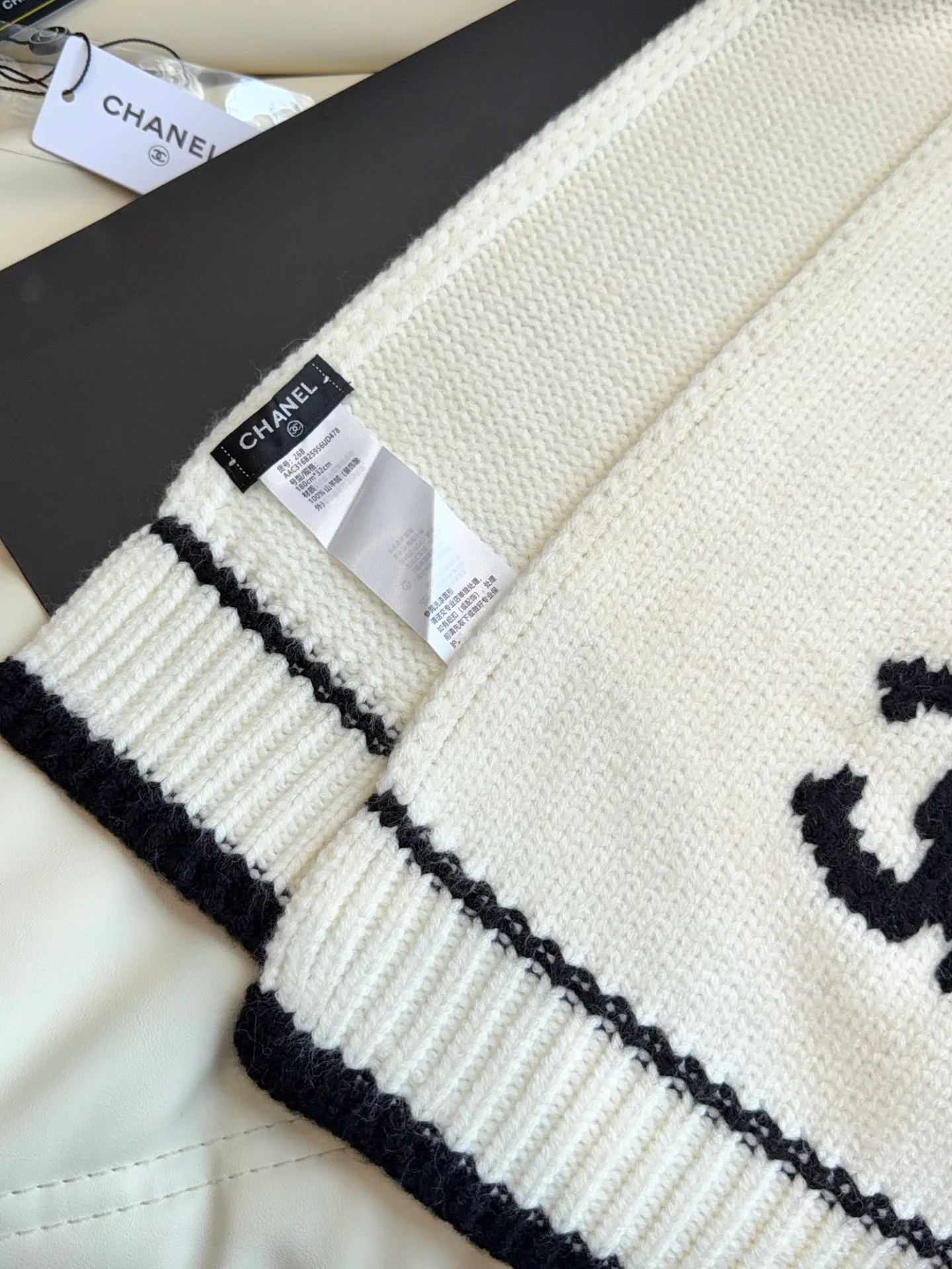 Scarves CHANEL 18401224