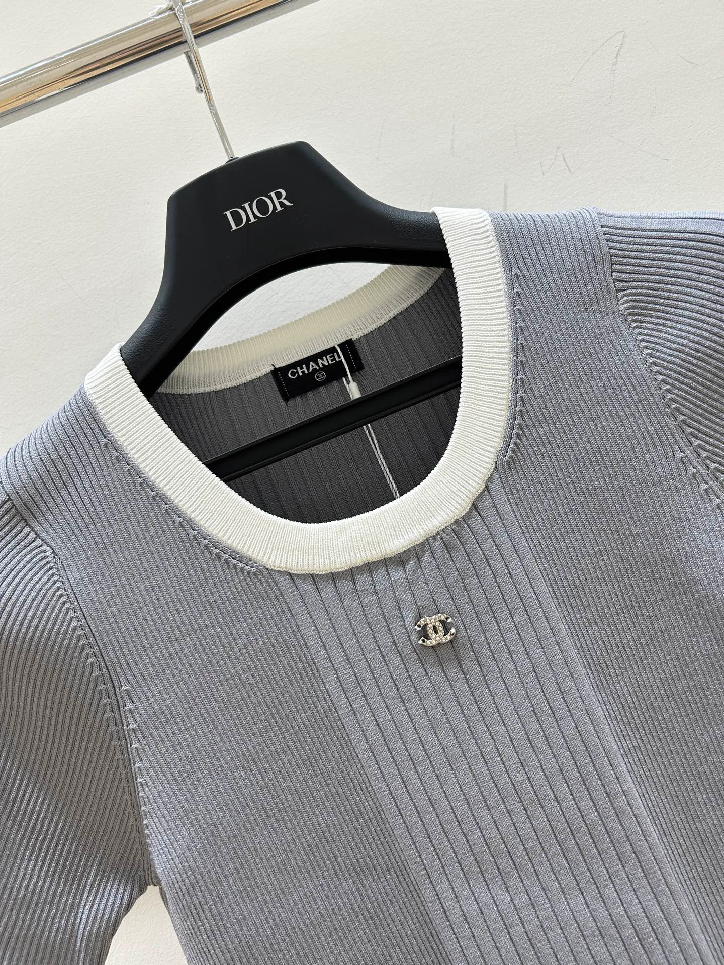 Women's T-Shirts CHANEL 18097468